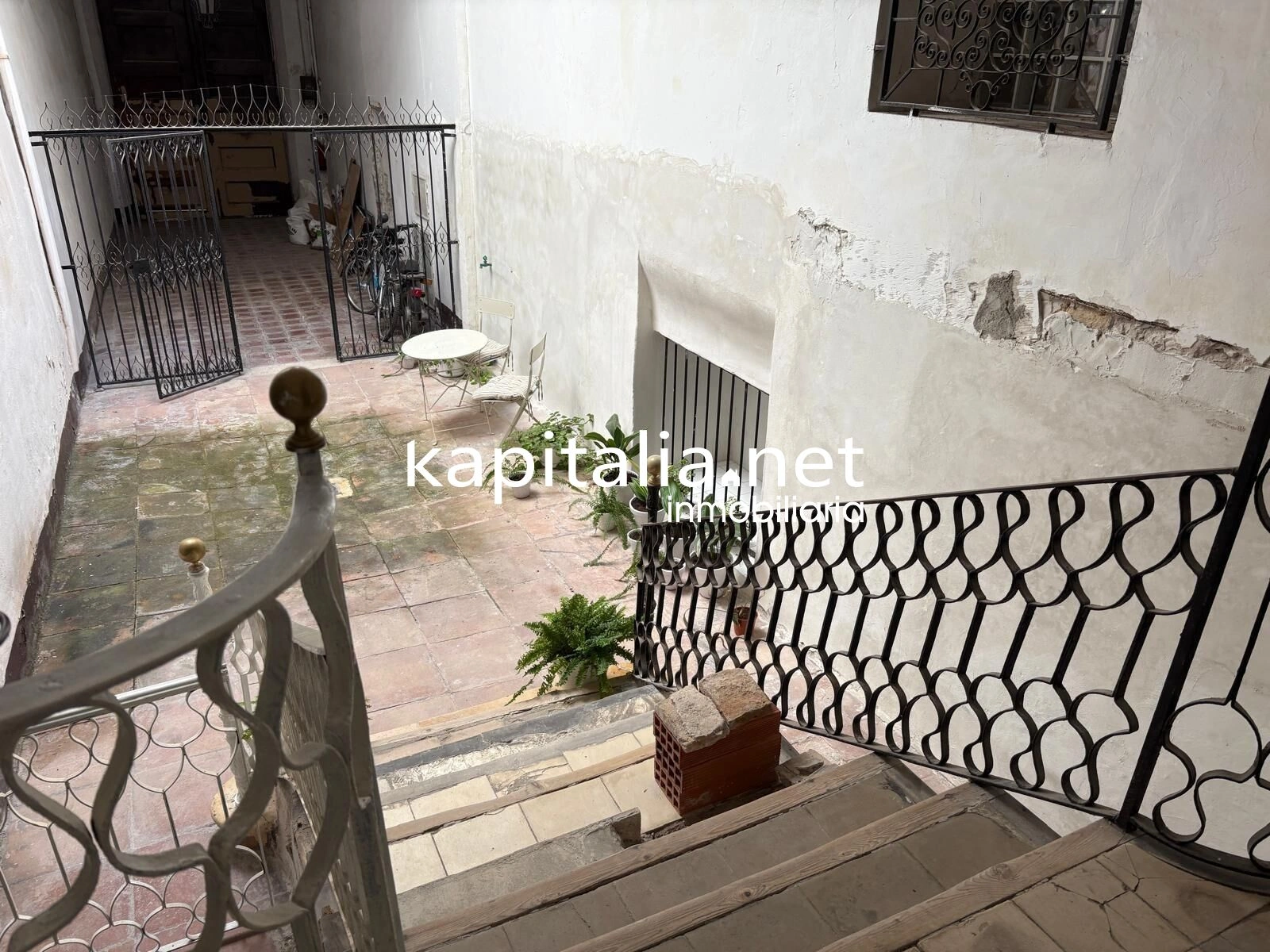 10011 - CASA SEÑORIAL A LA VENTA EN EL CENTRO DE XATIVA