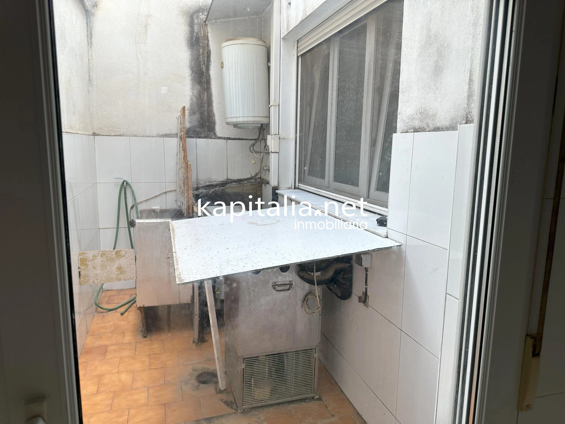 09550 - TRASPASO DE NEGOCIO Y VENTA DE LOCAL COMERCIAL