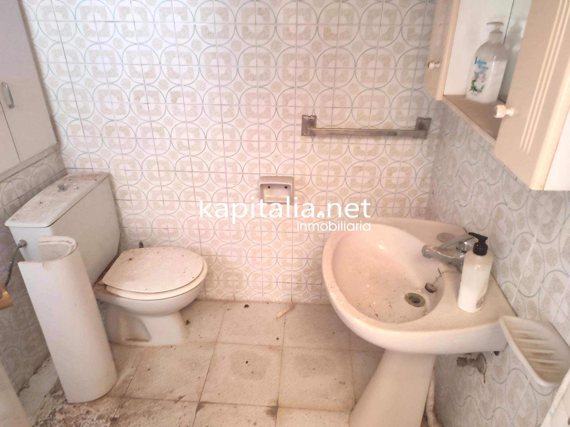 09240 - CASA A LA VENTA PARA REFORMAR EN AGULLENT
