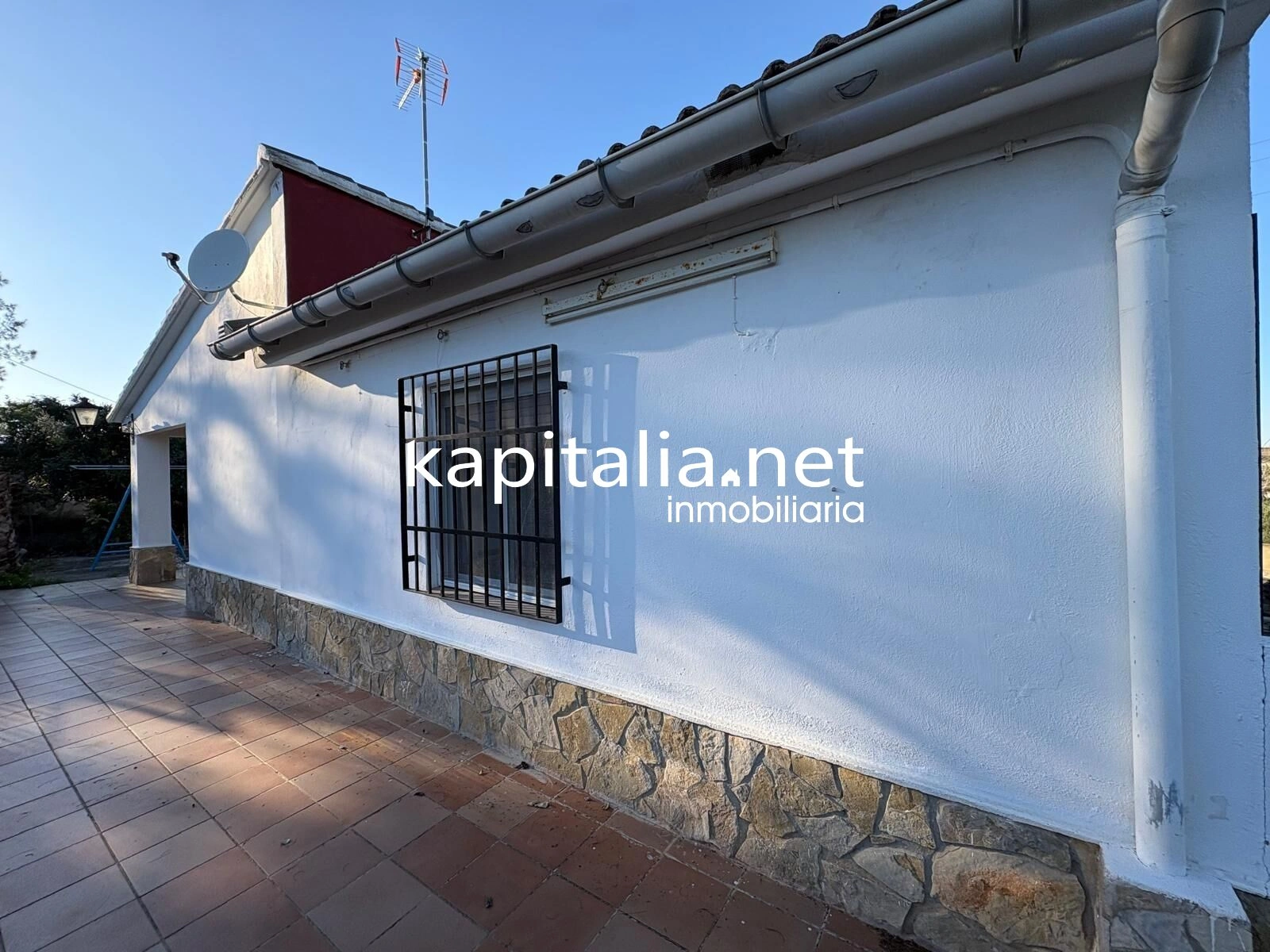 10347 - ESTUPENDO CHALET A LA VENTA A TAN SOLO 10 MINUTOS DE XATIVA