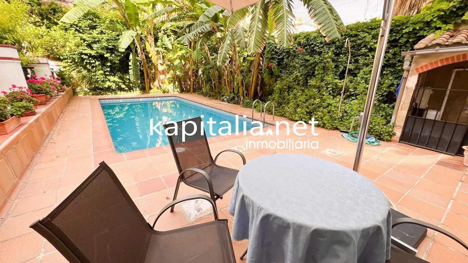 09222 - CASA RURAL A LA VENTA EN EL CENTRO DE XATIVA