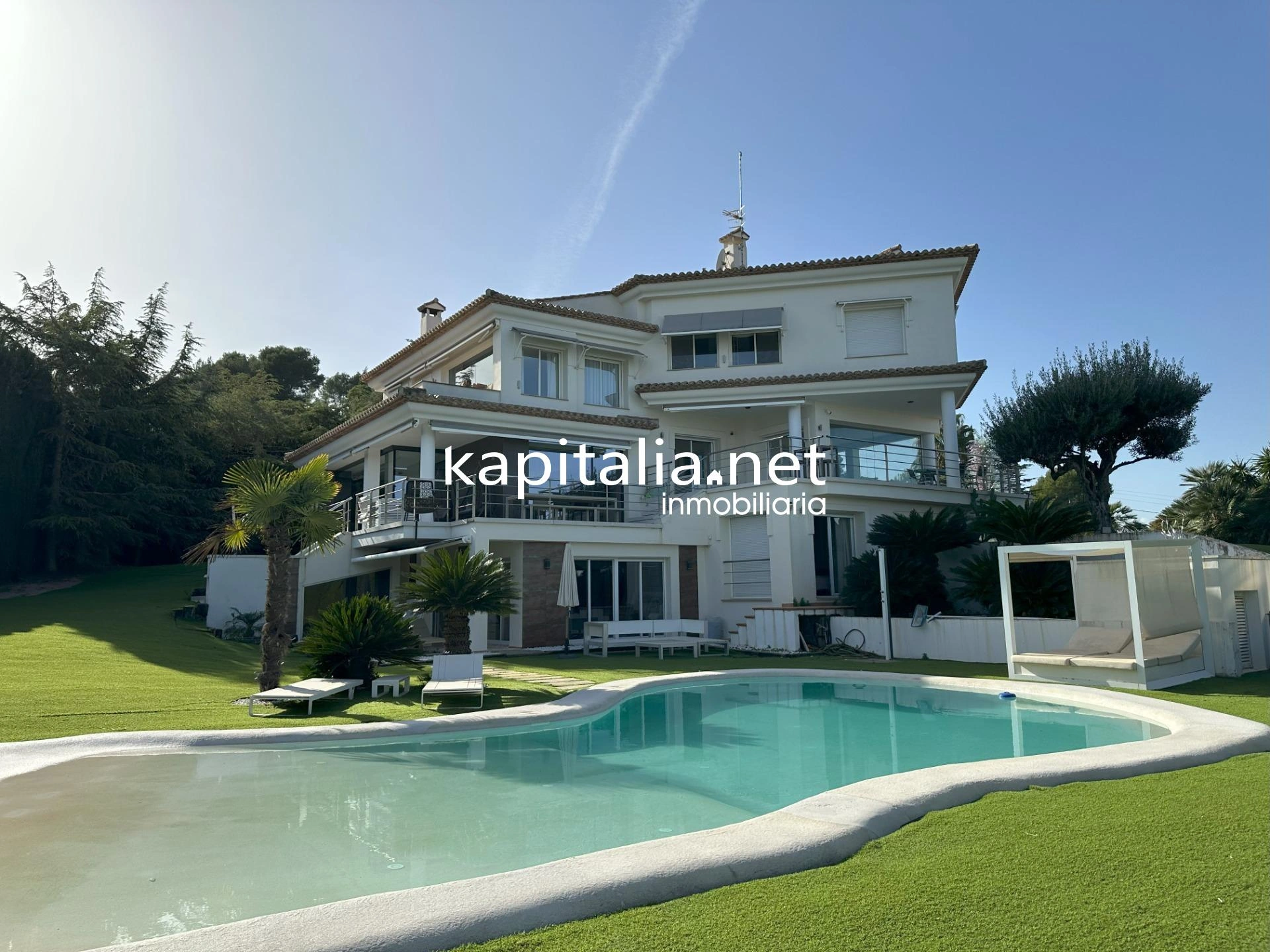09605 - IMPRESIONANTE VILLA A LA VENTA EN LA PROVINCIA DE VALENCIA