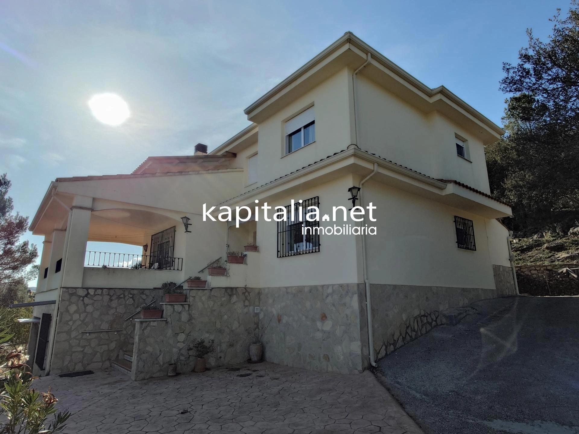 09796 - Chalet a la venta en la Sierra Mariola, Bocairent