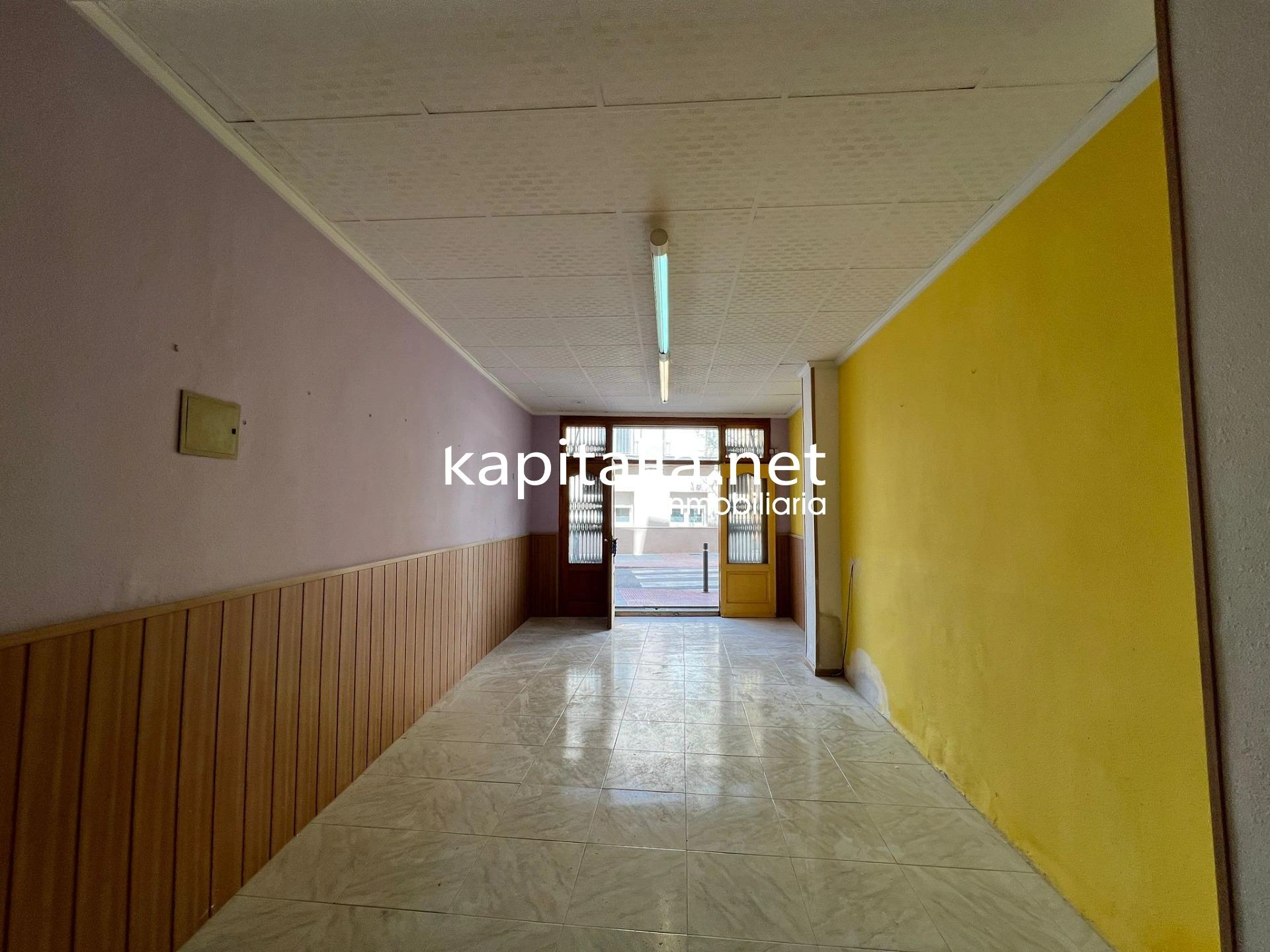 10372 - Local comercial a la venta en Ontinyent