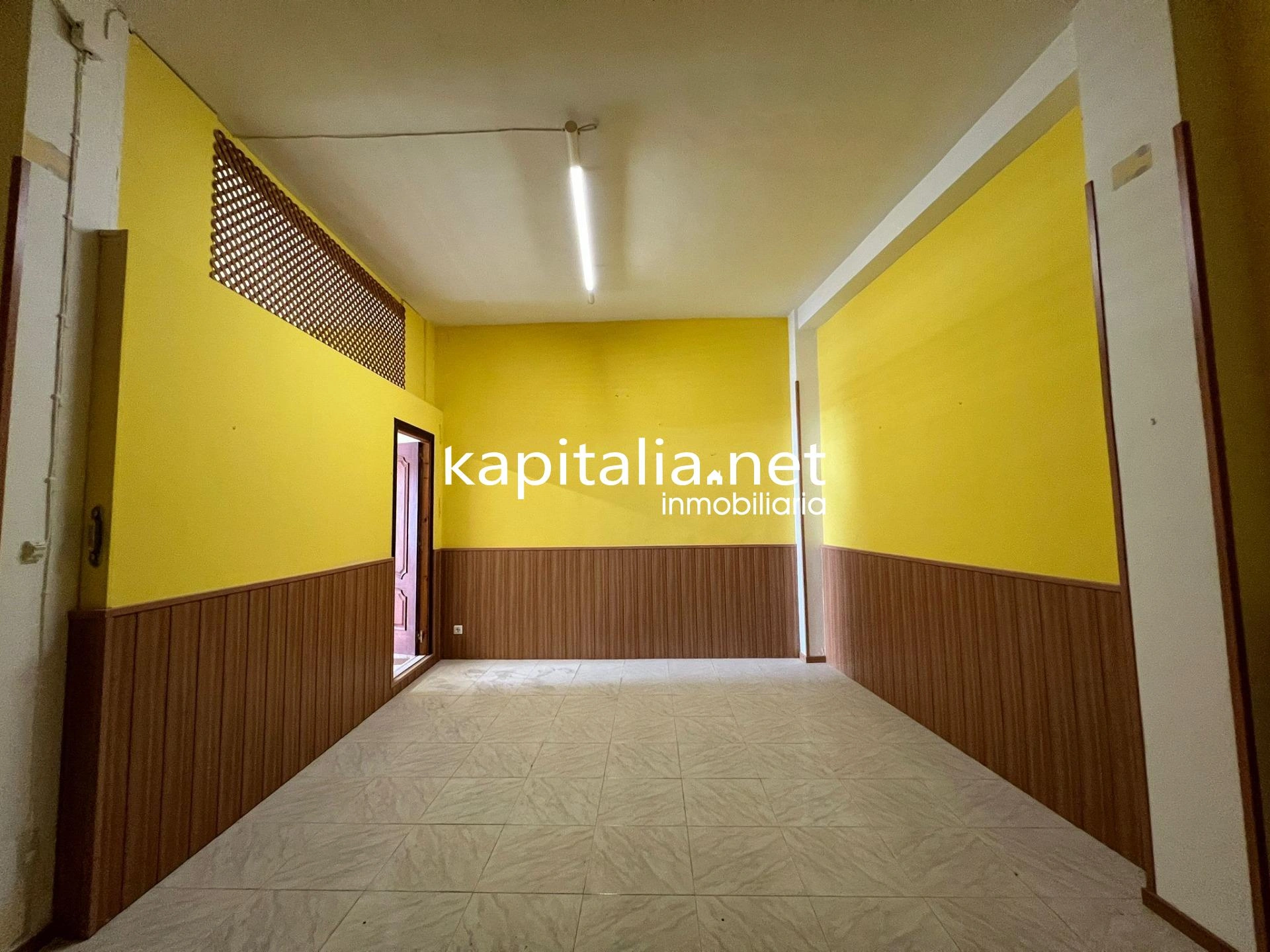 10372 - Local comercial a la venta en Ontinyent