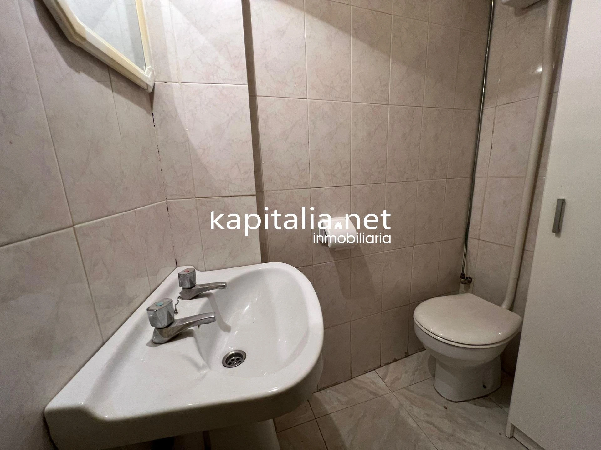 10372 - Local comercial a la venta en Ontinyent