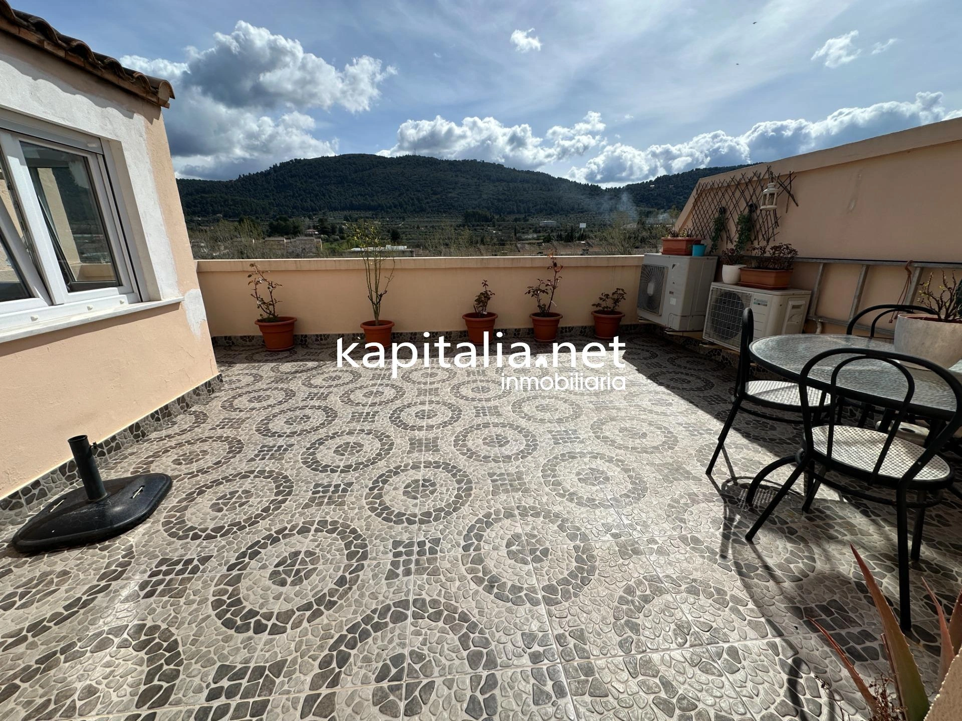 10379 - Duplex zum Verkauf in Bocairent