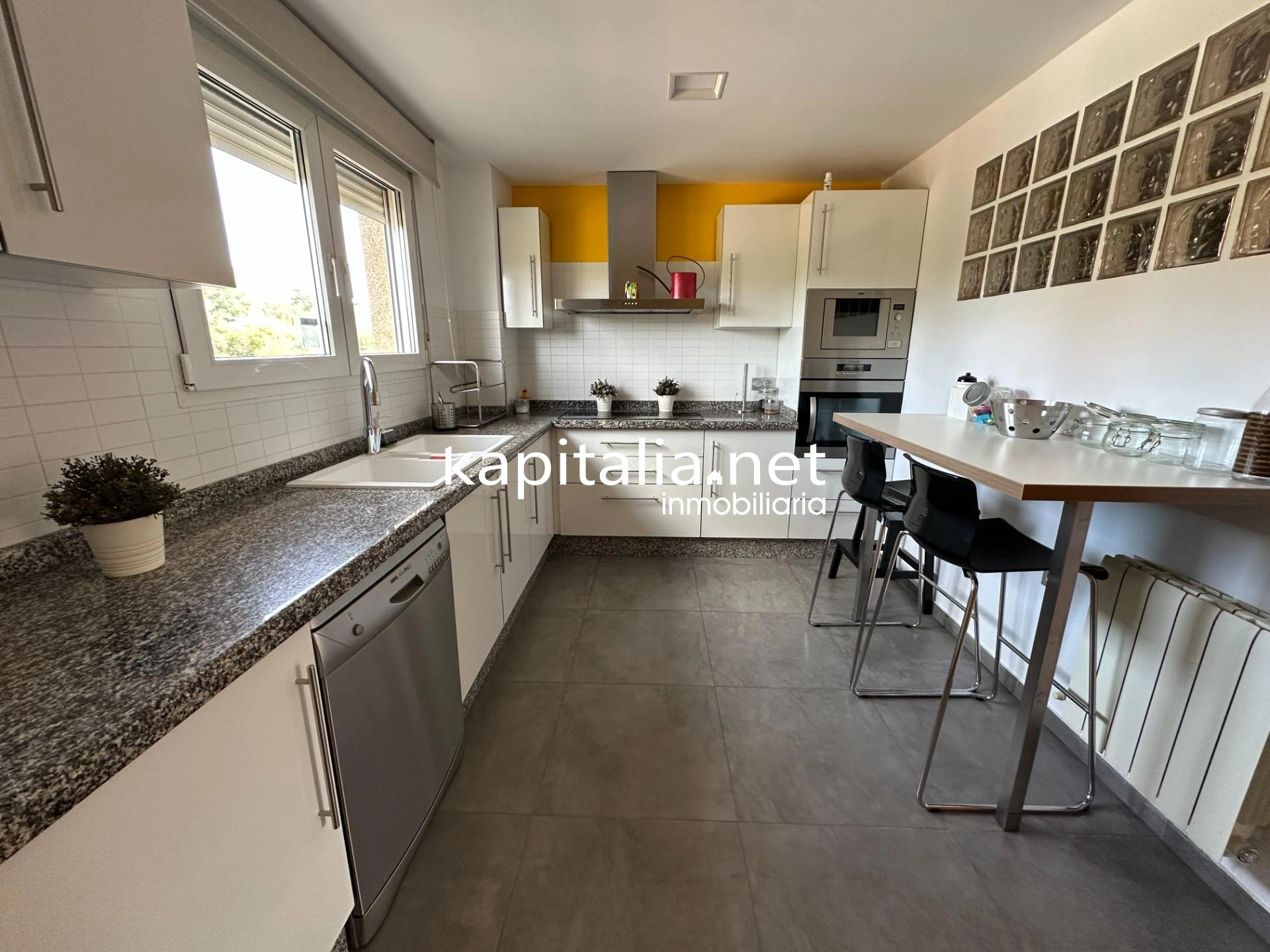10380 - ADOSADO A LA VENTA EN BOCAIRENT