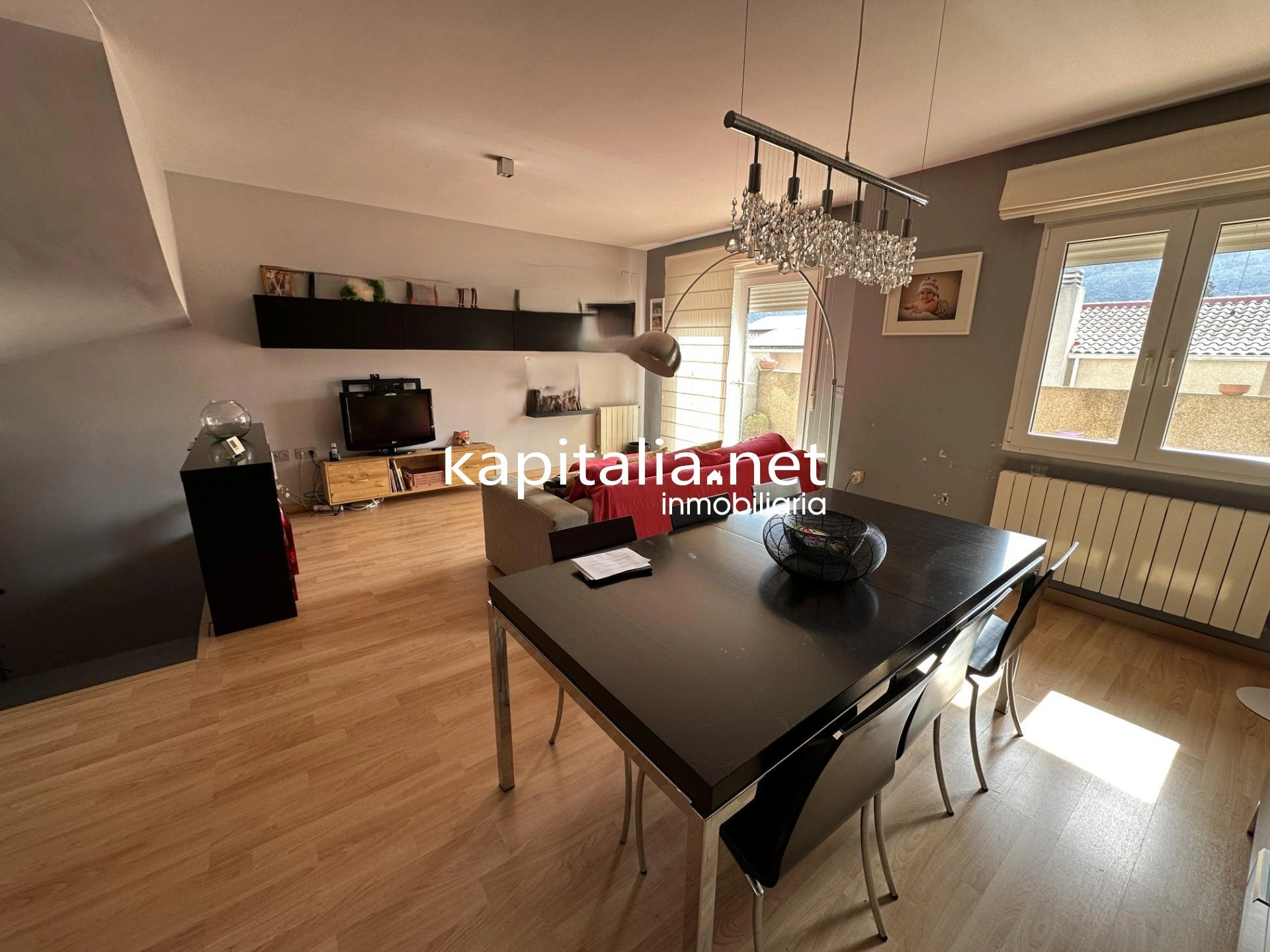 10380 - ADOSADO A LA VENTA EN BOCAIRENT