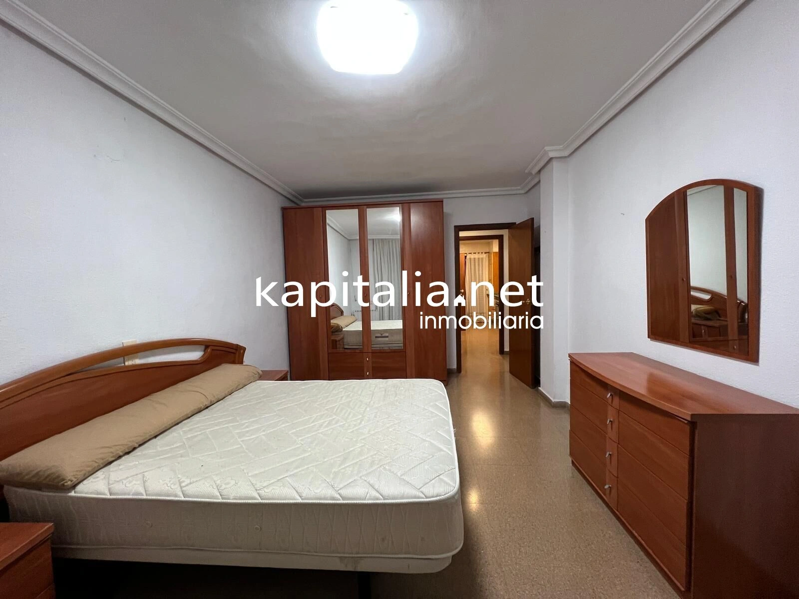Estupendo piso a la venta en Ontinyent , zona San José
