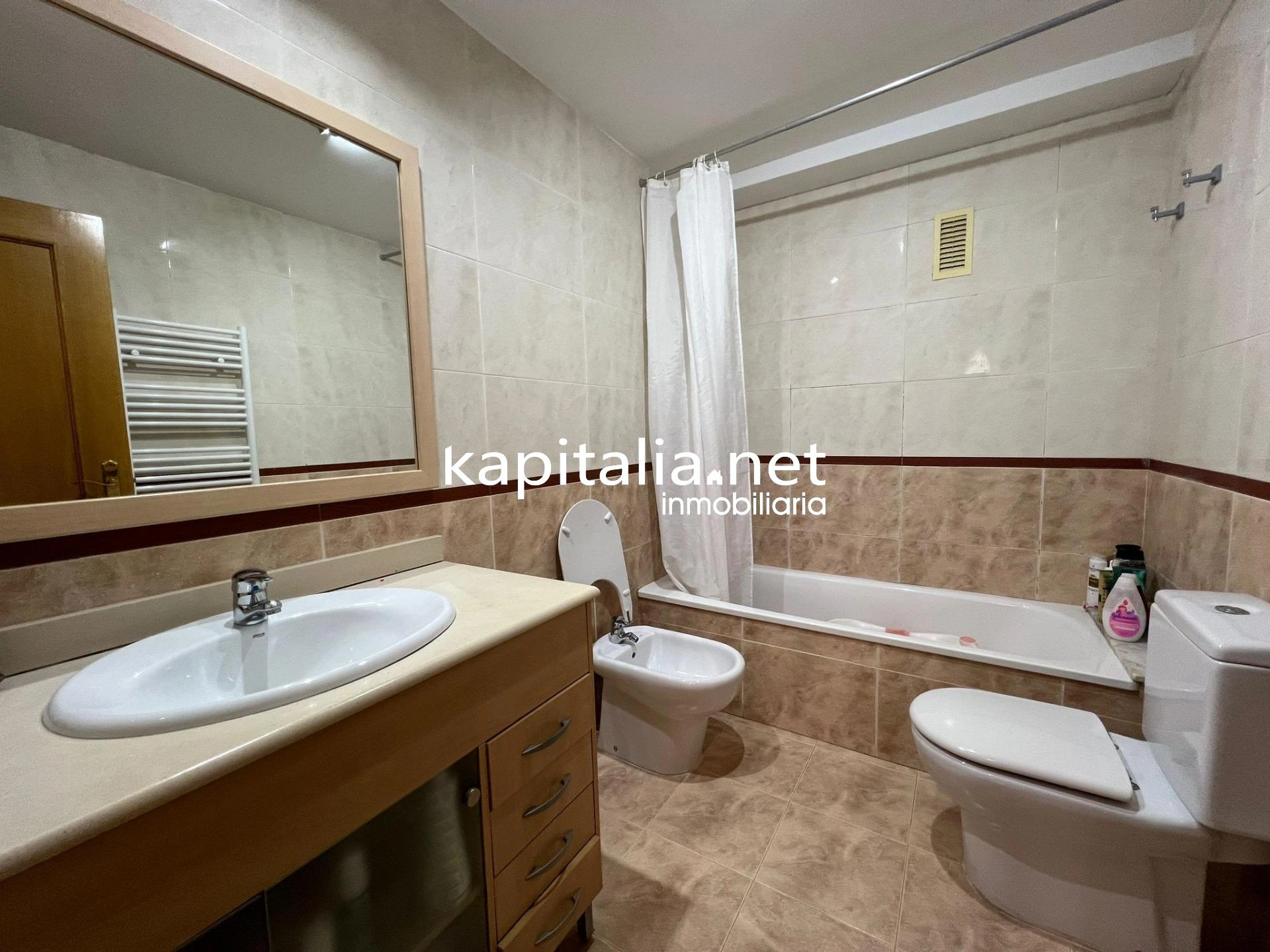 Piso a la venta en Ontinyent, zona San José . En exclusiva .