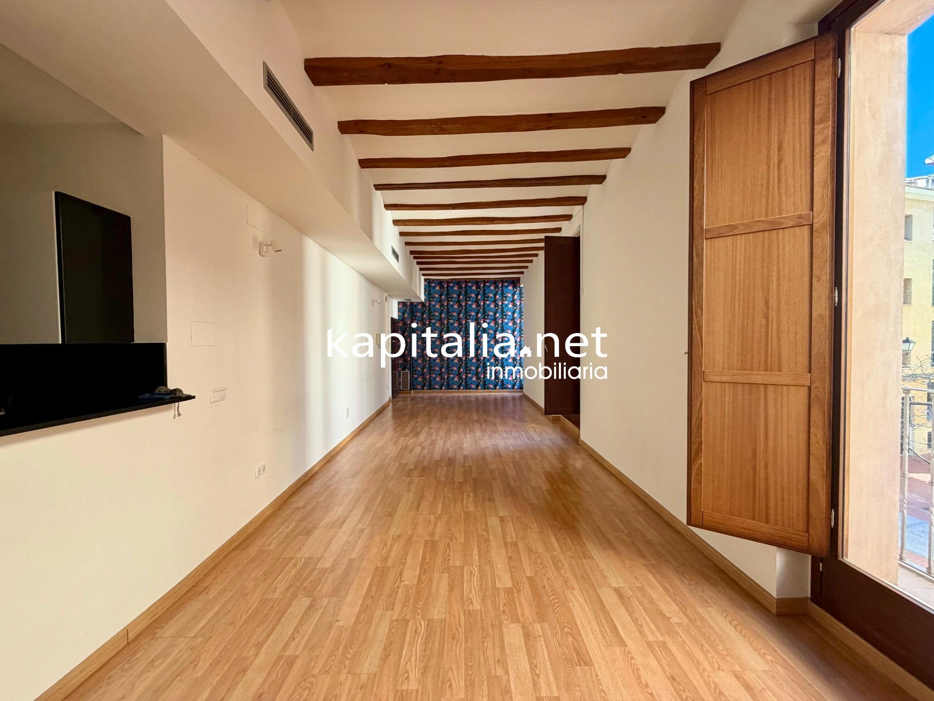Piso en edificio histórico en perfecto estado
