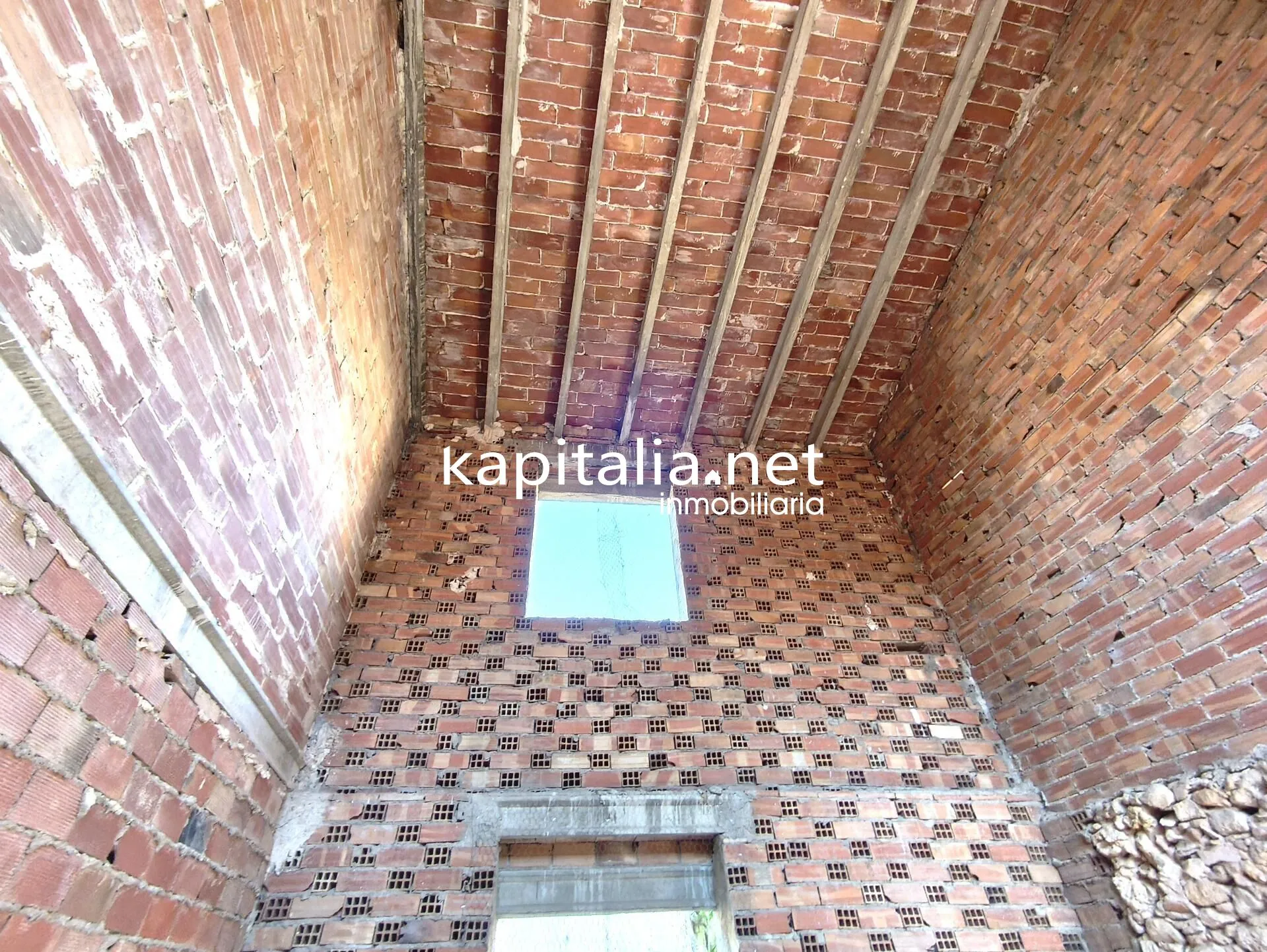 10391 - CASA A LA VENTA EN MURO DE ALCOY CON TRES PLANTAS PARA HACER REFORMAR