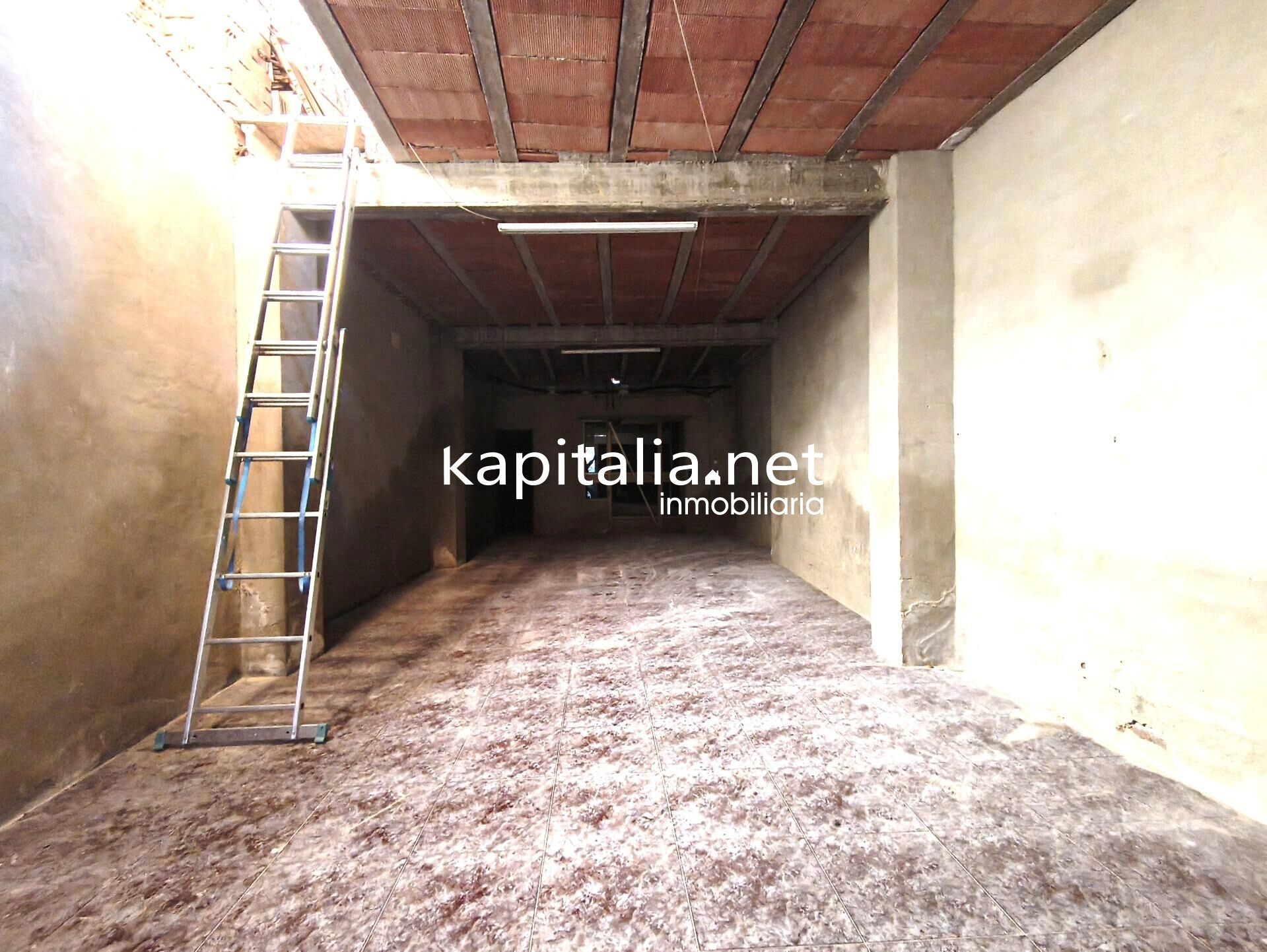 10391 - CASA A LA VENTA EN MURO DE ALCOY CON TRES PLANTAS PARA HACER REFORMAR