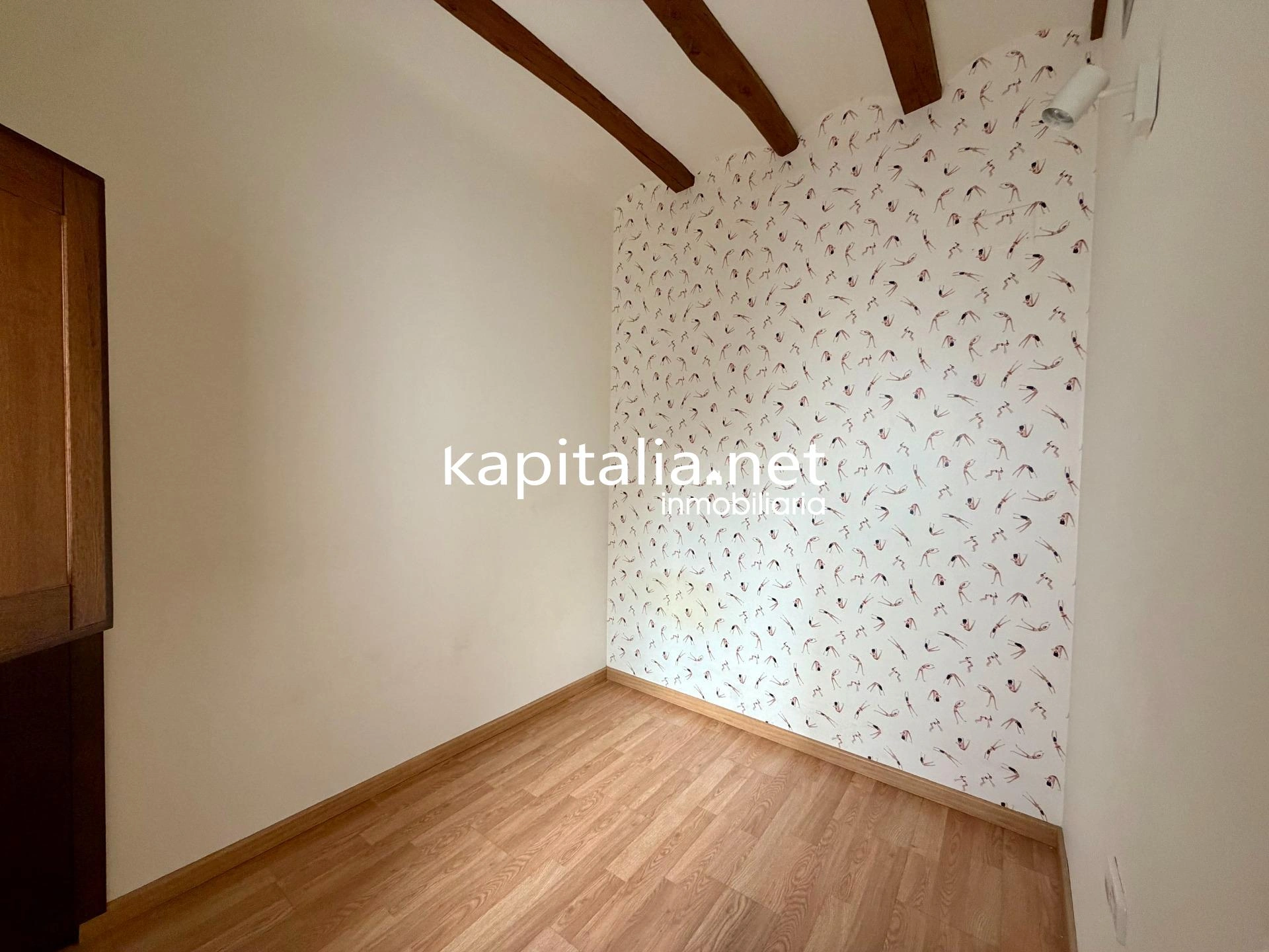 Piso en edificio histórico en perfecto estado