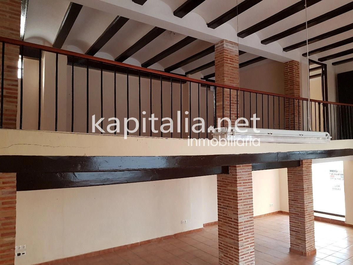 03828 - Property for Rent in Ontinyent