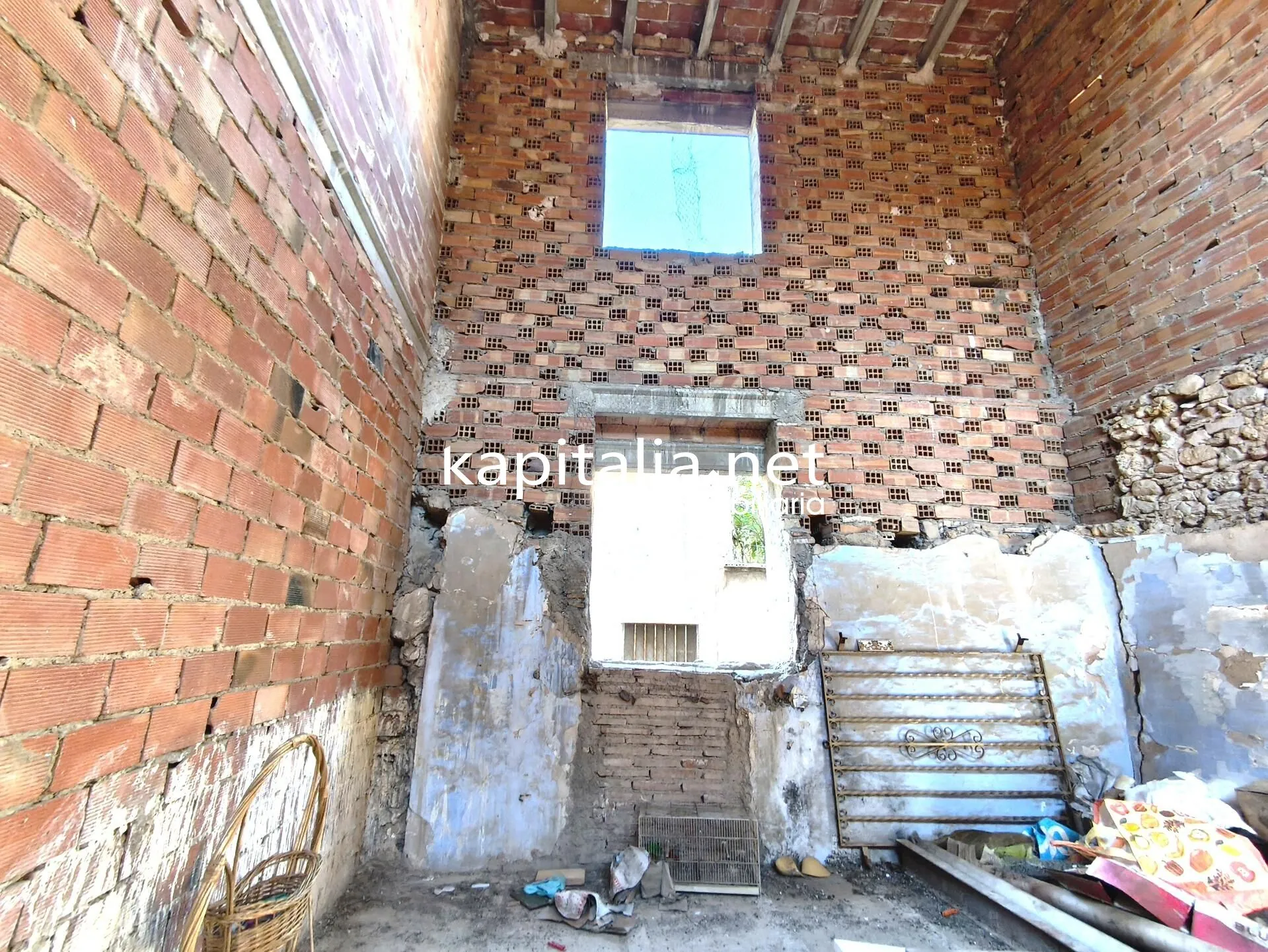 10391 - CASA A LA VENTA EN MURO DE ALCOY CON TRES PLANTAS PARA HACER REFORMAR