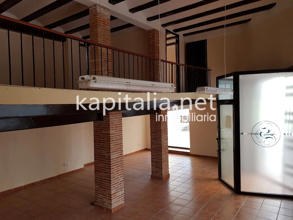 03828 - Property for Rent in Ontinyent