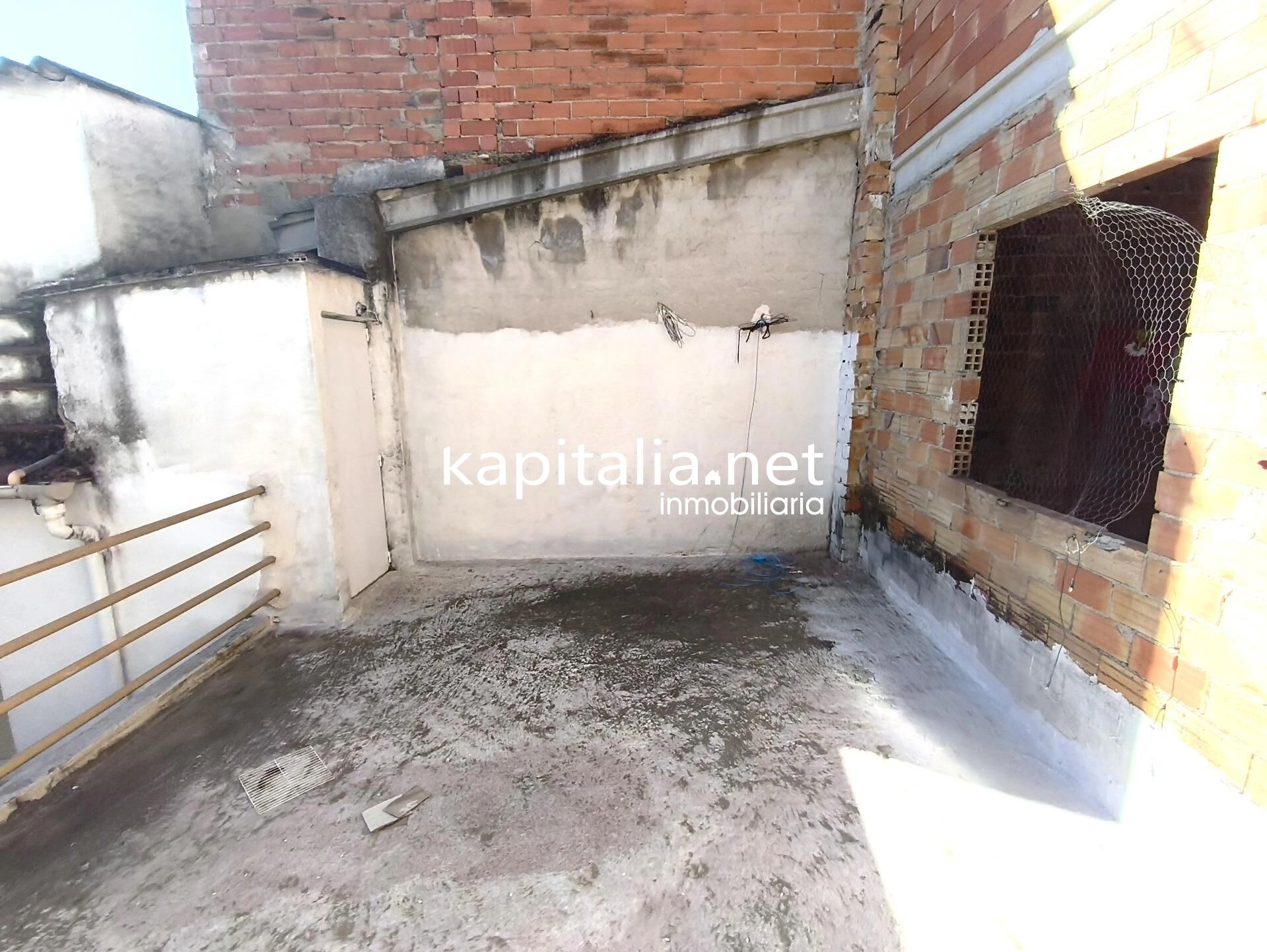10391 - CASA A LA VENTA EN MURO DE ALCOY CON TRES PLANTAS PARA HACER REFORMAR