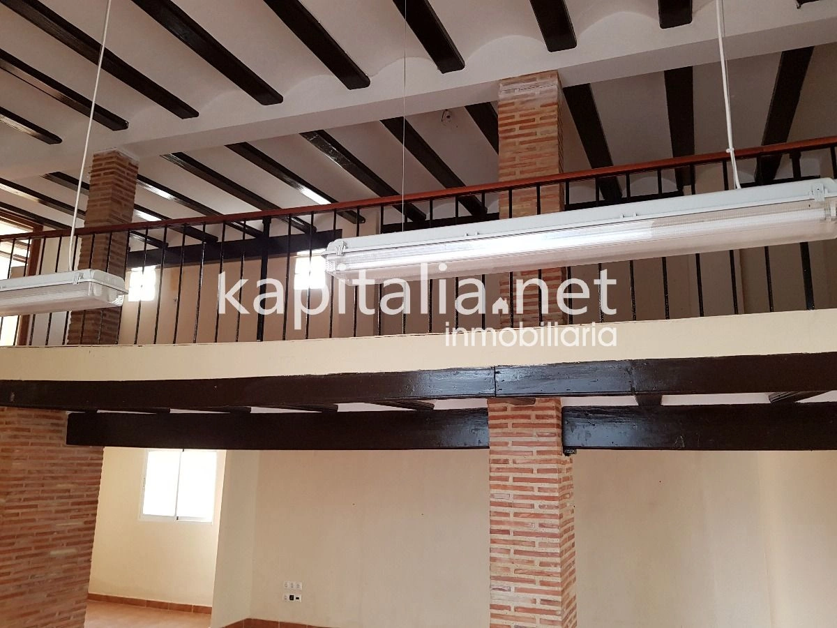 03828 - Property for Rent in Ontinyent