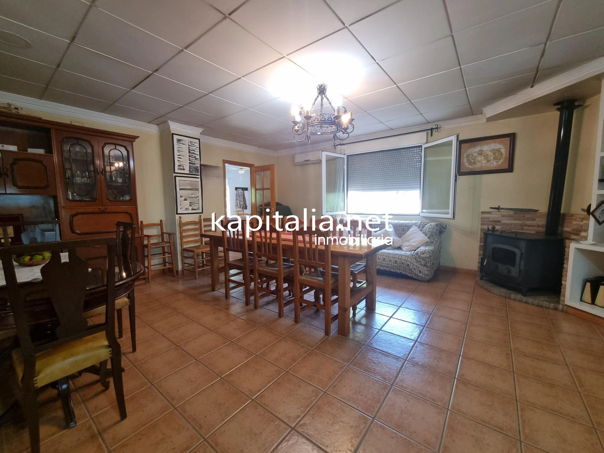 10050 - Chalet a la venta en Ontinyent.