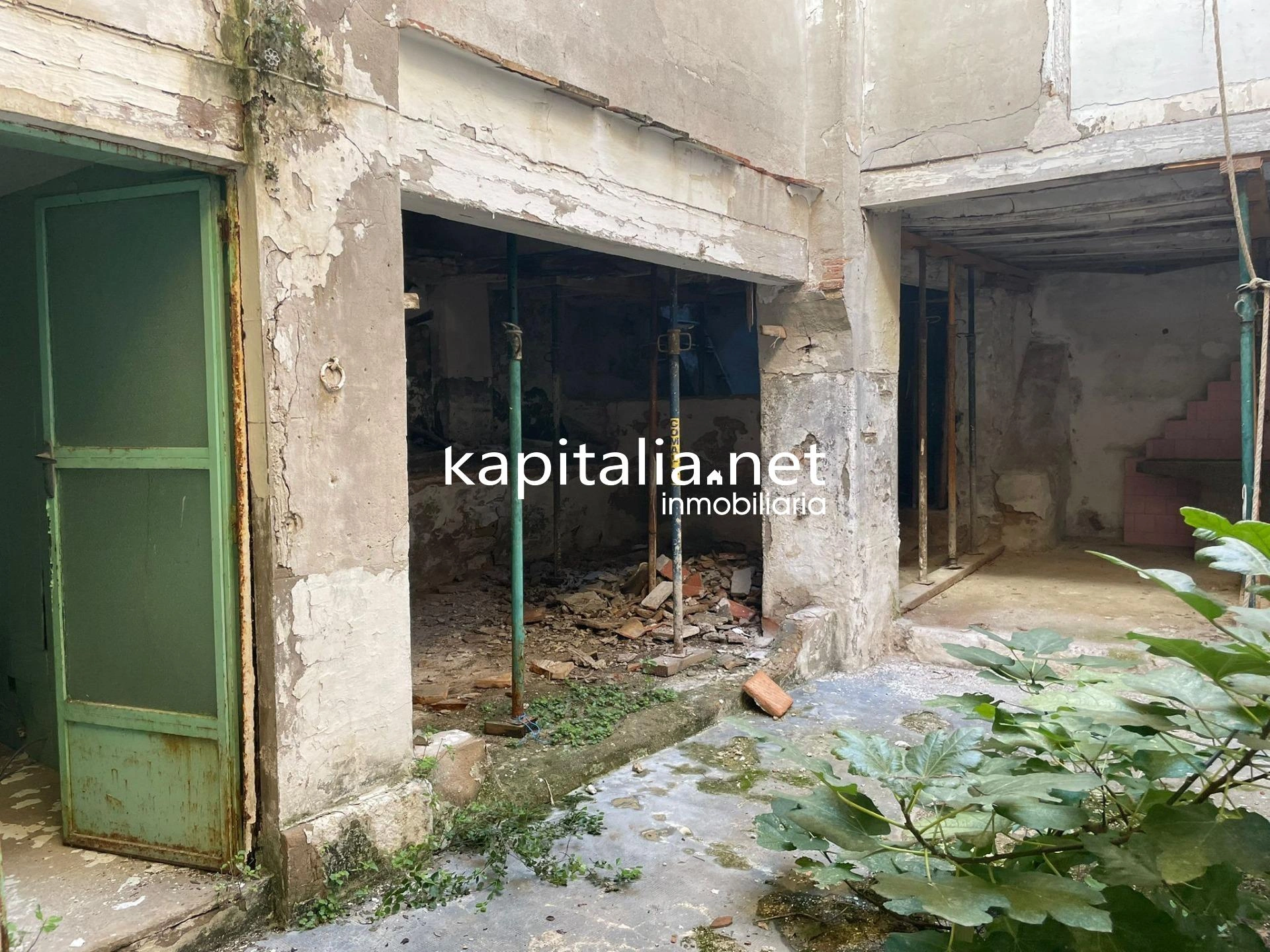 10106 - Vivienda a Reformar en Casco Antiguo de Xativa