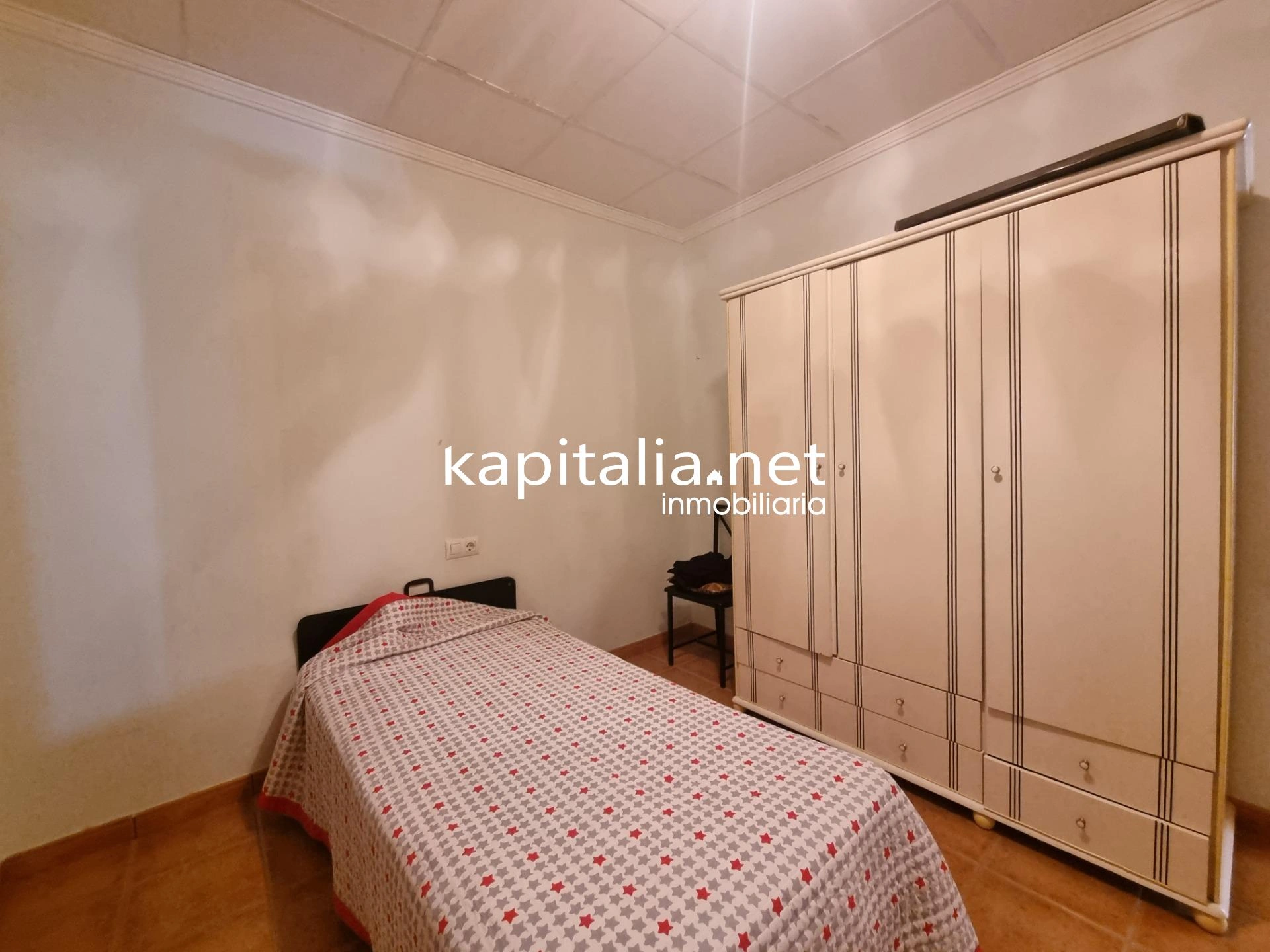 10050 - Chalet a la venta en Ontinyent.