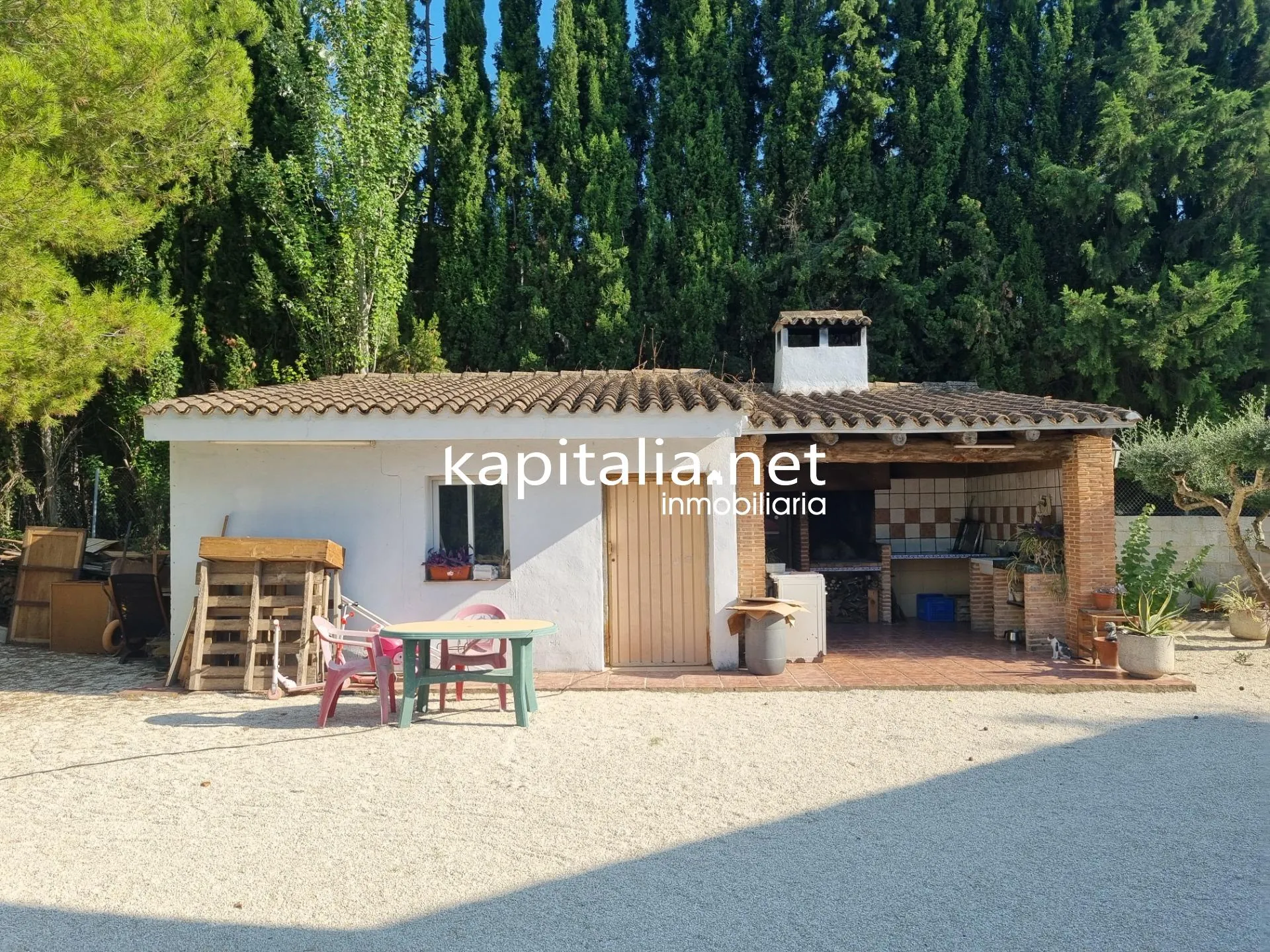 10050 - Chalet a la venta en Ontinyent.
