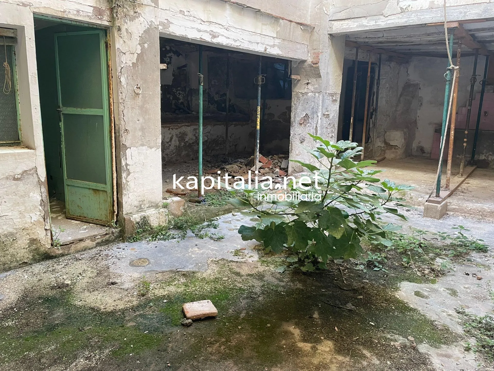 10106 - Vivienda a Reformar en Casco Antiguo de Xativa