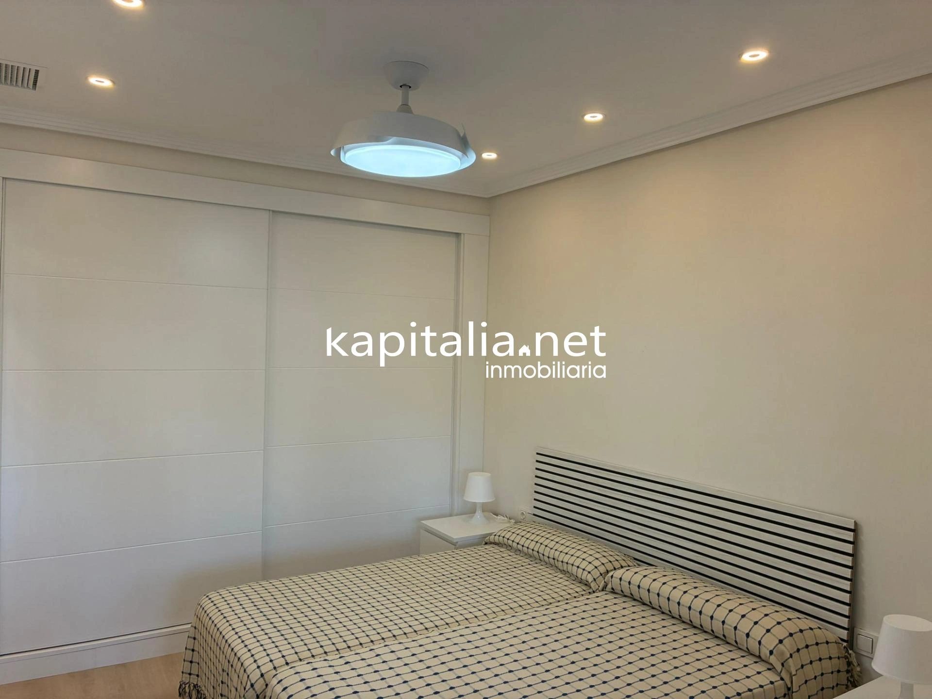 10328 - Vivienda a estrenar en el centro de Xativa