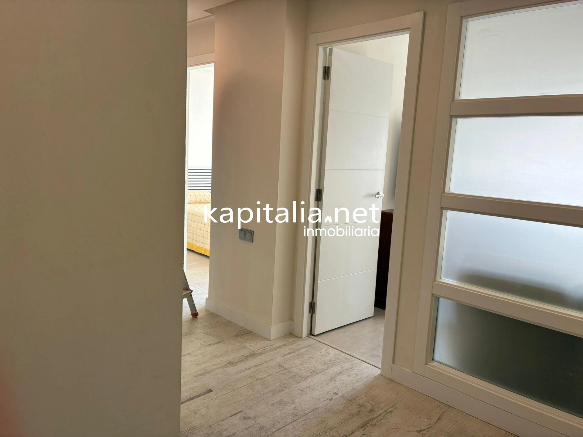 10329 - Vivienda a estrenar en el centro de Xativa