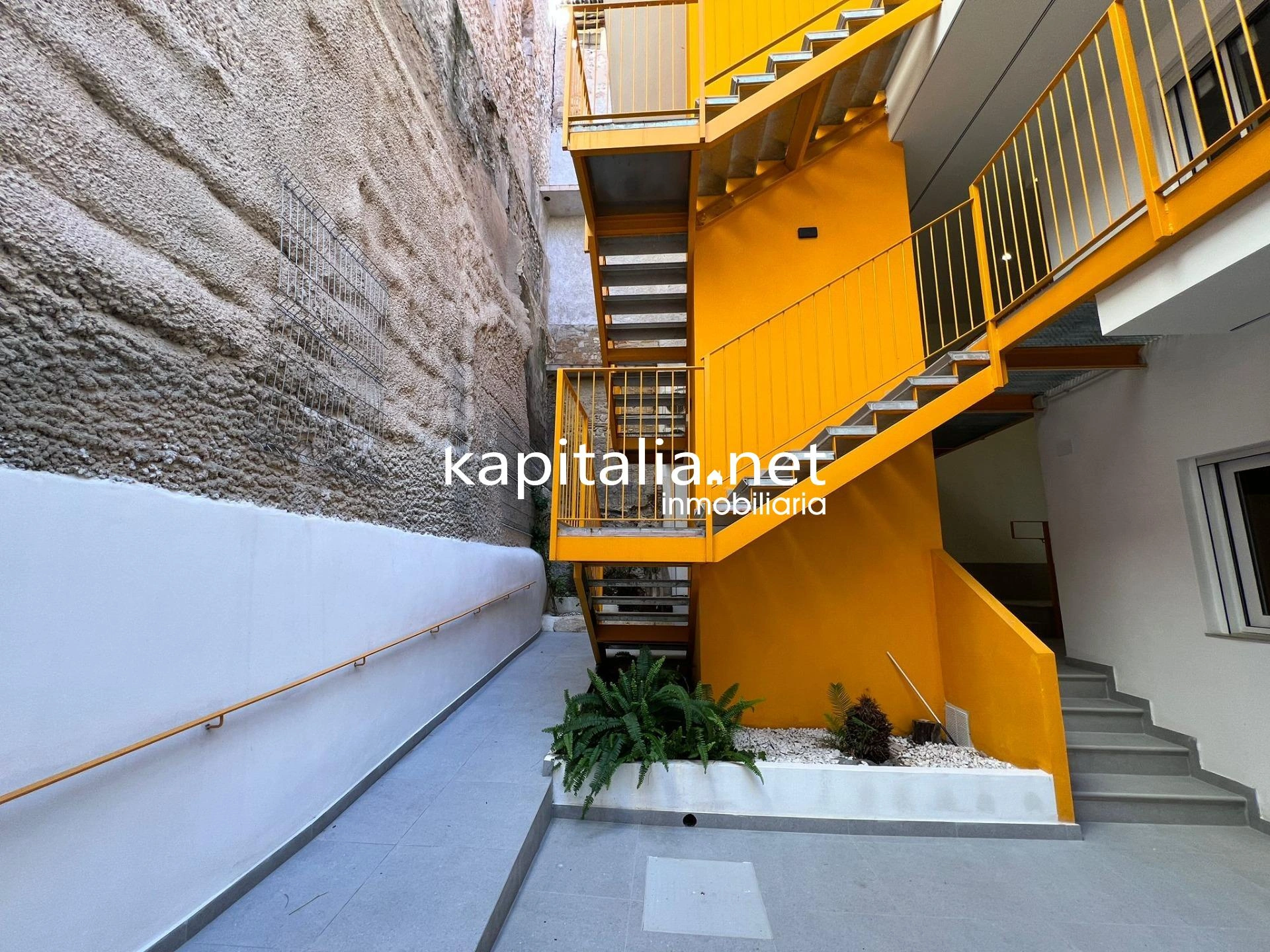 10388 - Property for Rent in Ontinyent