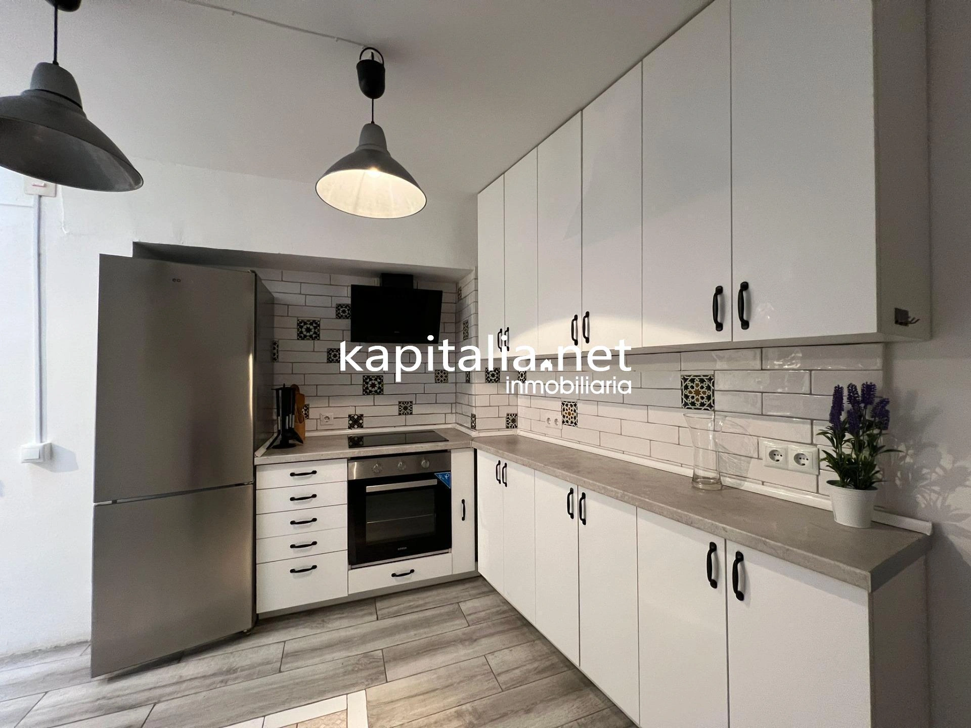 10406 - Fantástica casa a la venta en Ontinyent , zona de la Vila . En exclusividad .