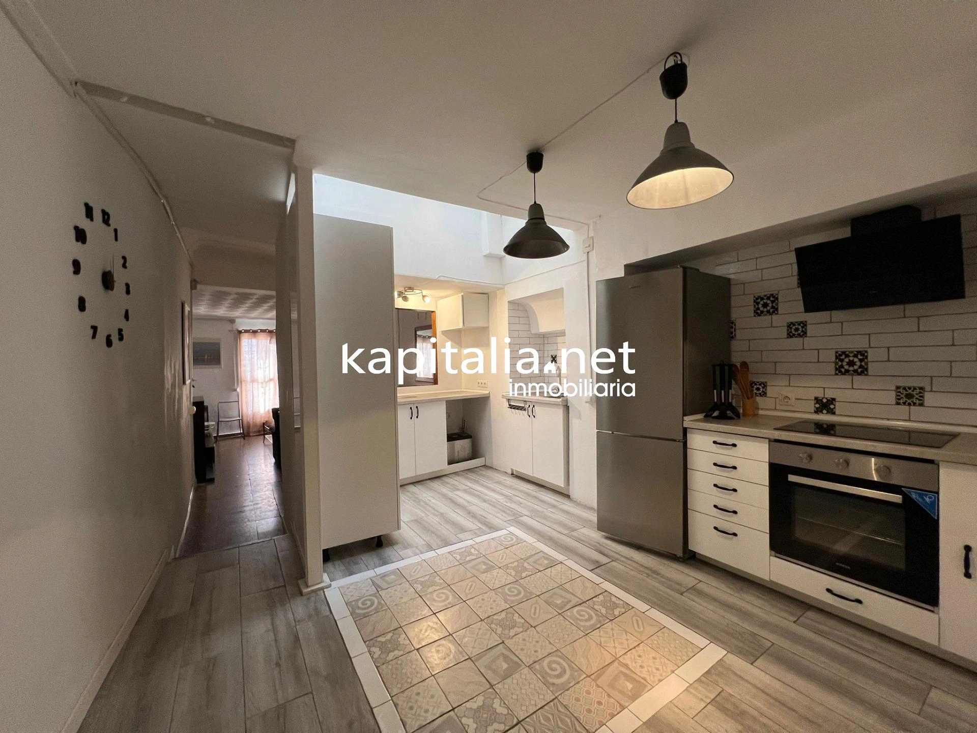 10406 - Fantástica casa a la venta en Ontinyent , zona de la Vila . En exclusividad .