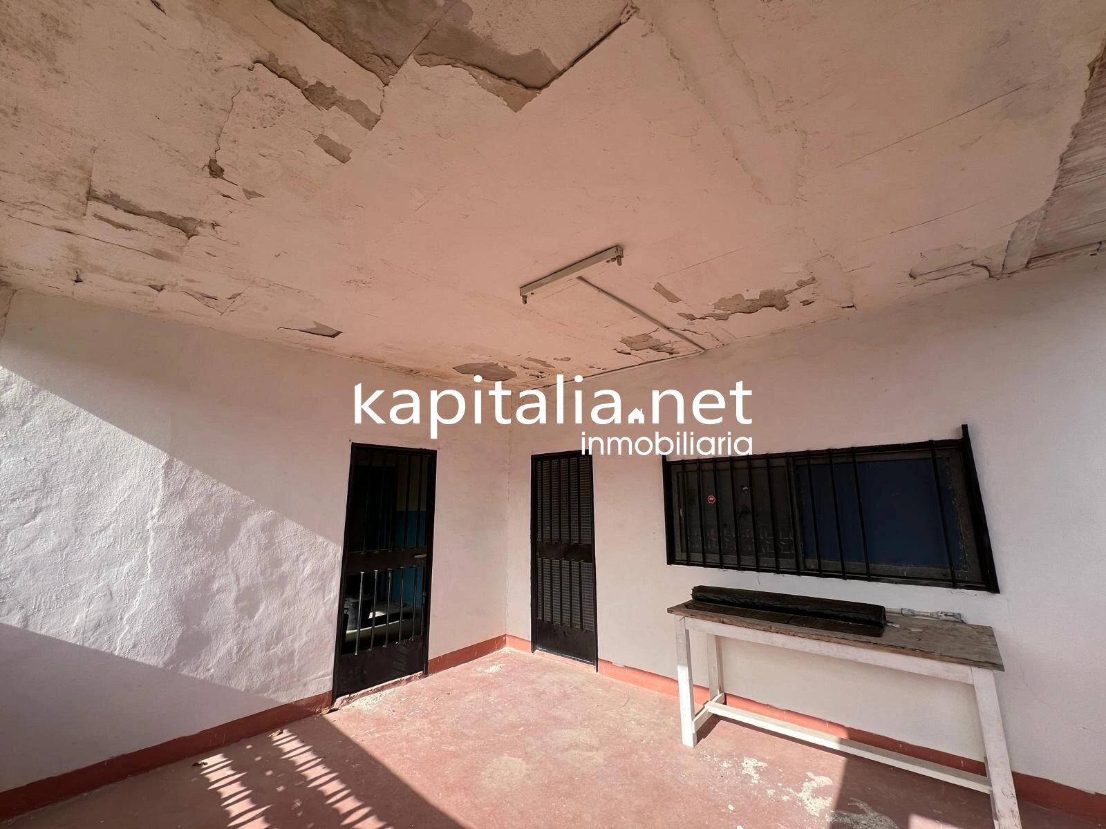 10407 - Casita a la venta en Ontinyent , zona del Pla .