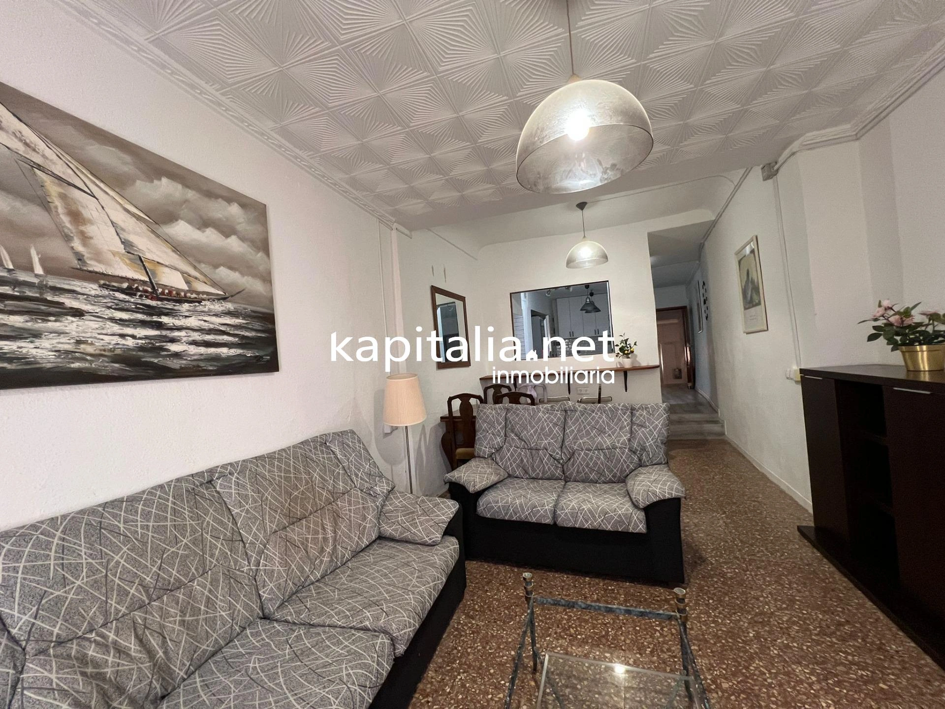 10406 - Fantástica casa a la venta en Ontinyent , zona de la Vila . En exclusividad .