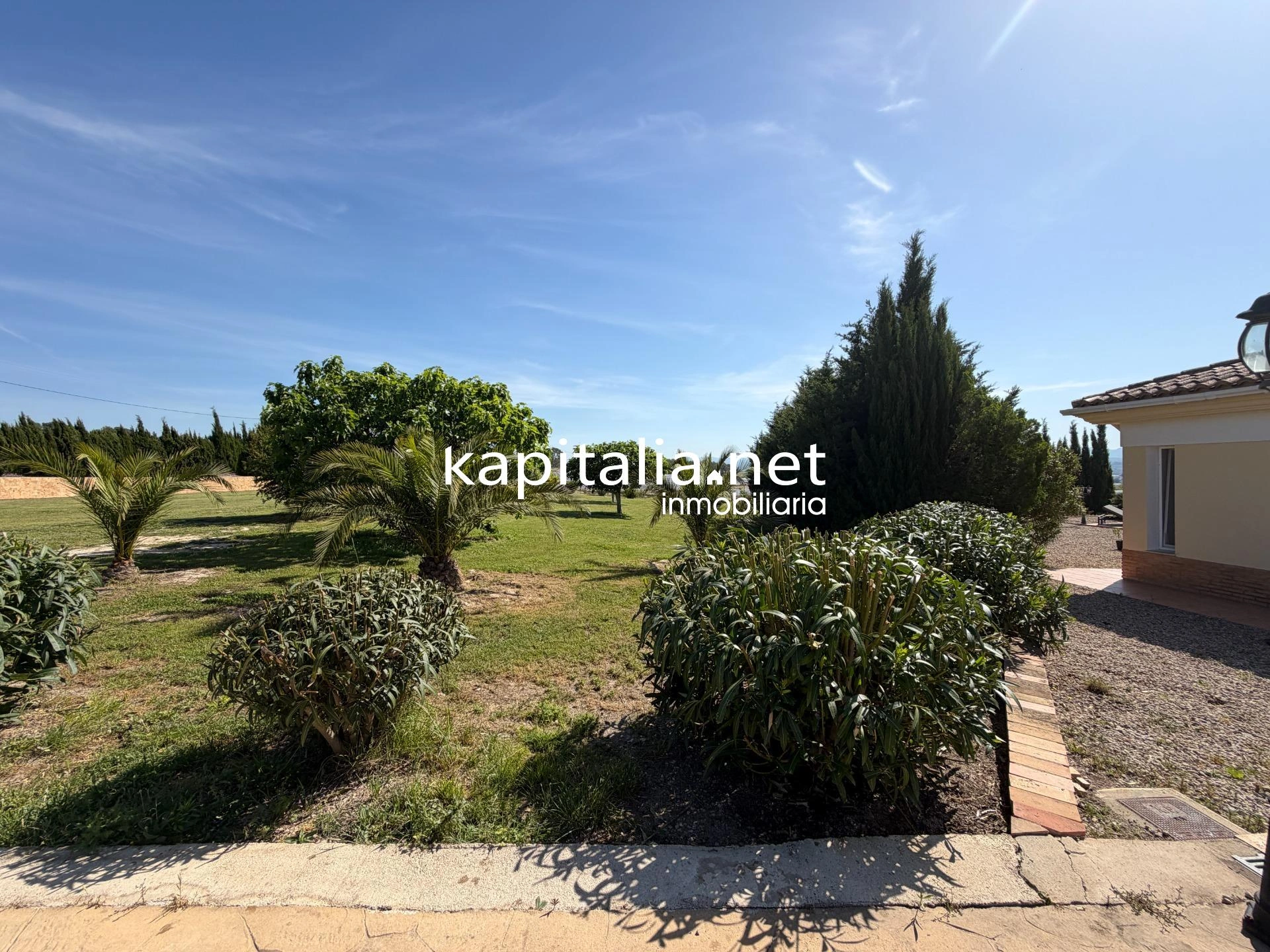 10411 - ESPECTACULAR CHALET CON JACUZZI EN OLLERIA. EN EXCLUSIVA EN KAPITALIA!!!