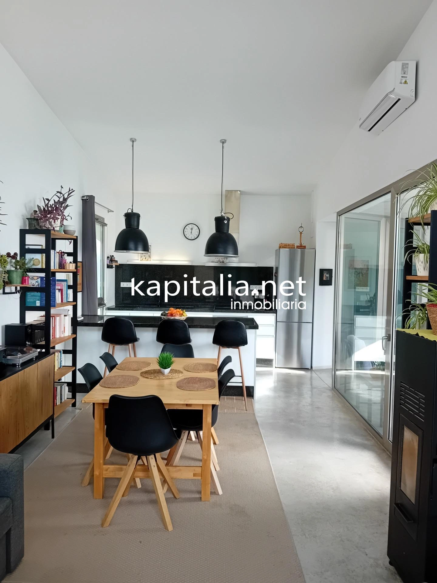 10396 - Chalet a la venta en Alfafara