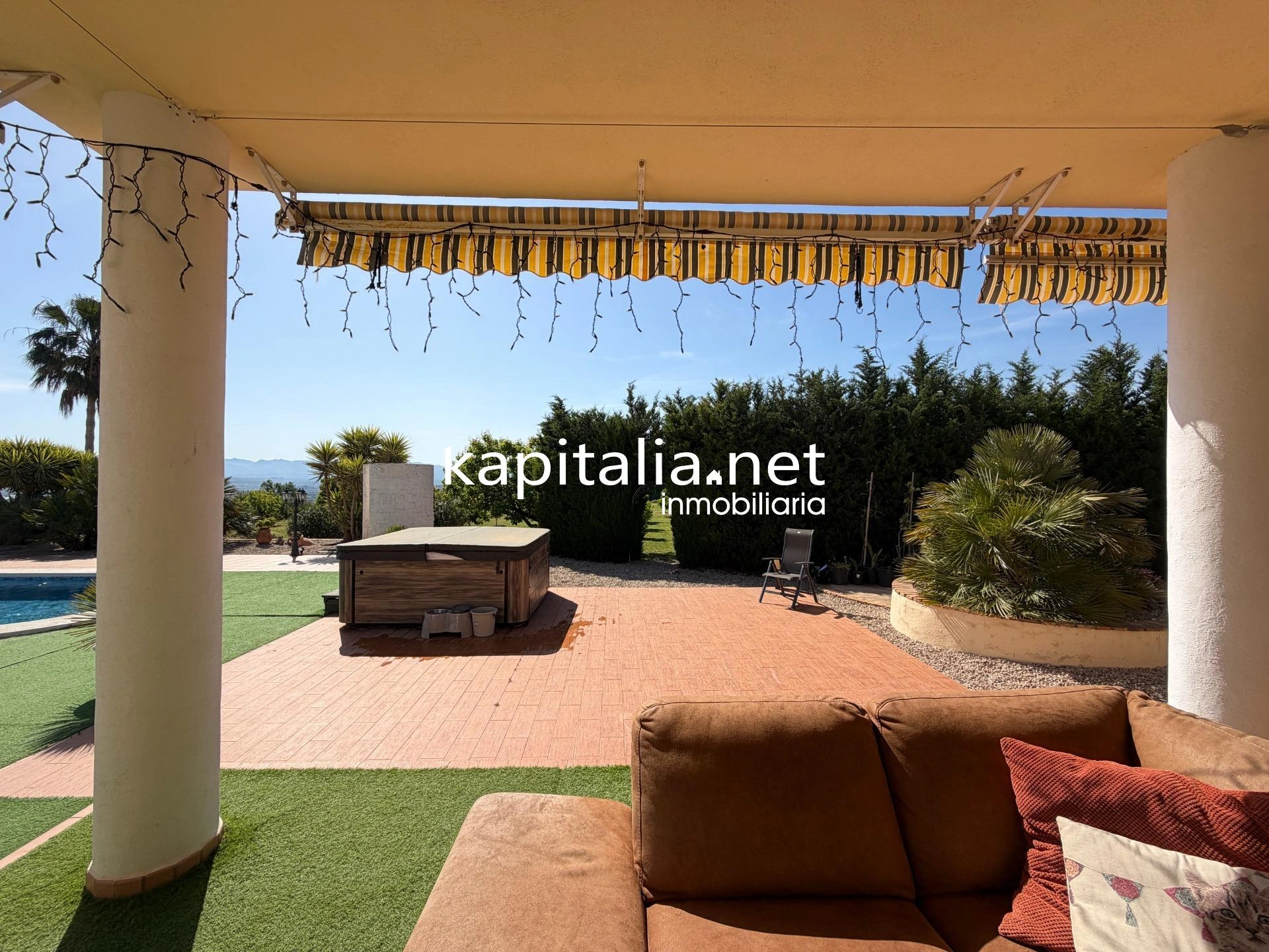10411 - ESPECTACULAR CHALET CON JACUZZI EN OLLERIA. EN EXCLUSIVA EN KAPITALIA!!!