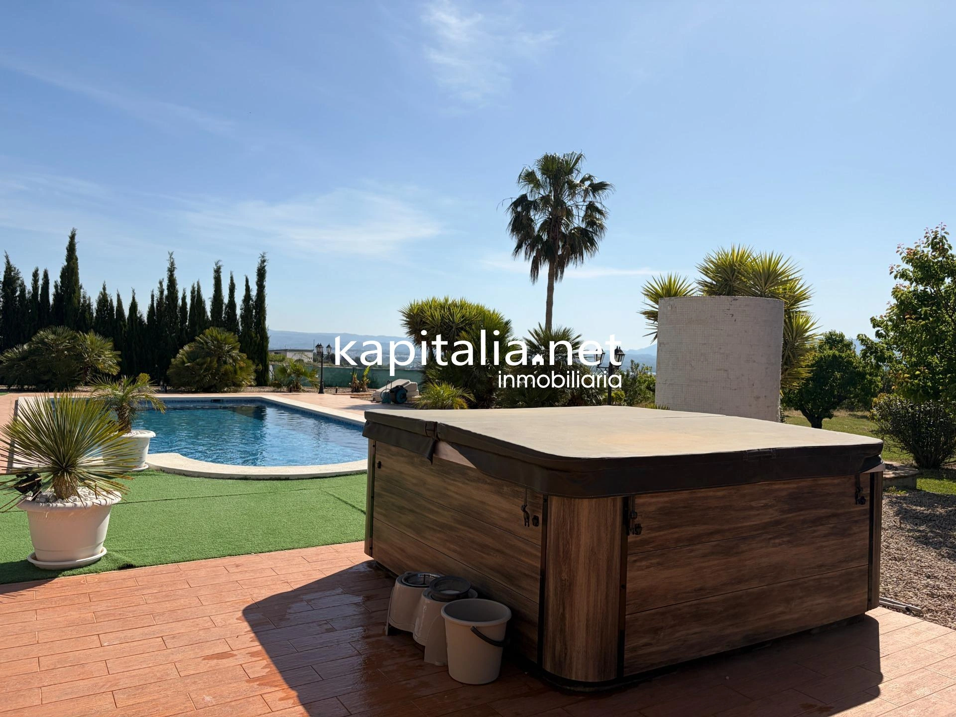 10411 - ESPECTACULAR CHALET CON JACUZZI EN OLLERIA. EN EXCLUSIVA EN KAPITALIA!!!