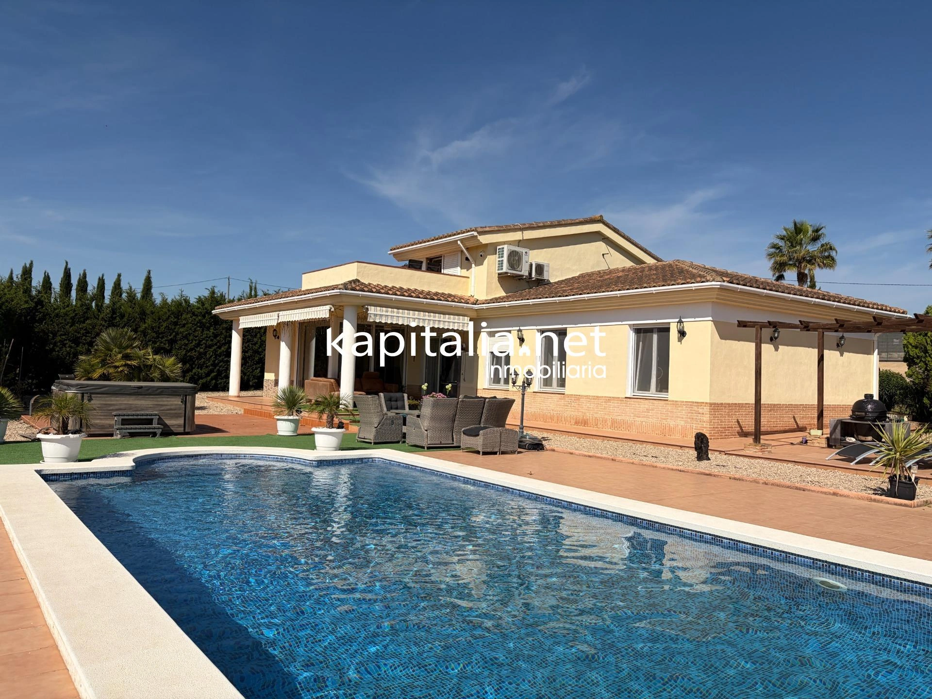10411 - ESPECTACULAR CHALET CON JACUZZI EN OLLERIA. EN EXCLUSIVA EN KAPITALIA!!!