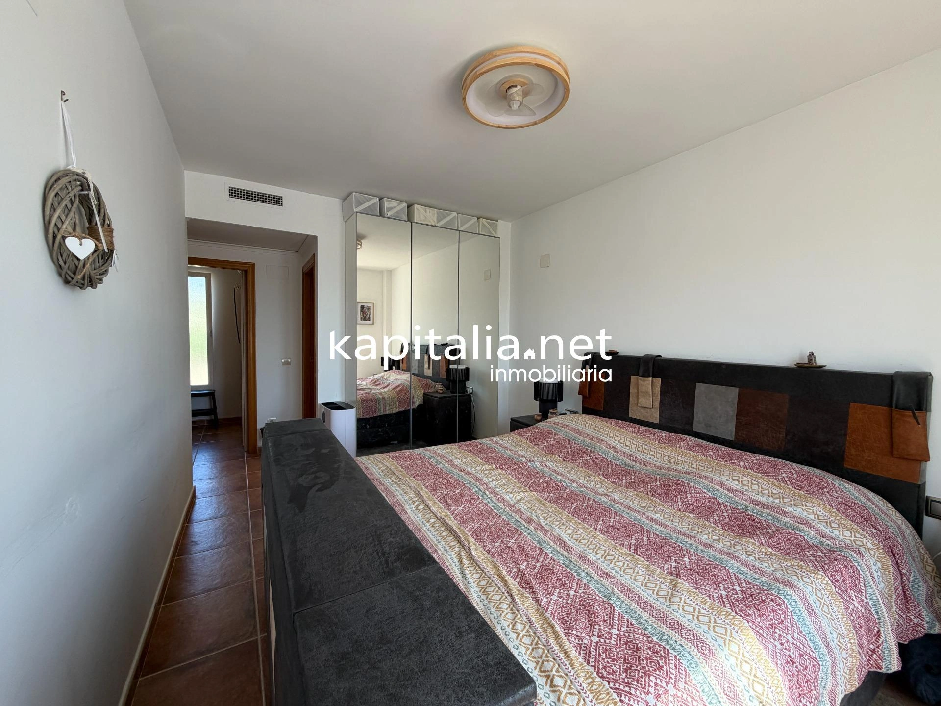 10411 - ESPECTACULAR CHALET CON JACUZZI EN OLLERIA. EN EXCLUSIVA EN KAPITALIA!!!
