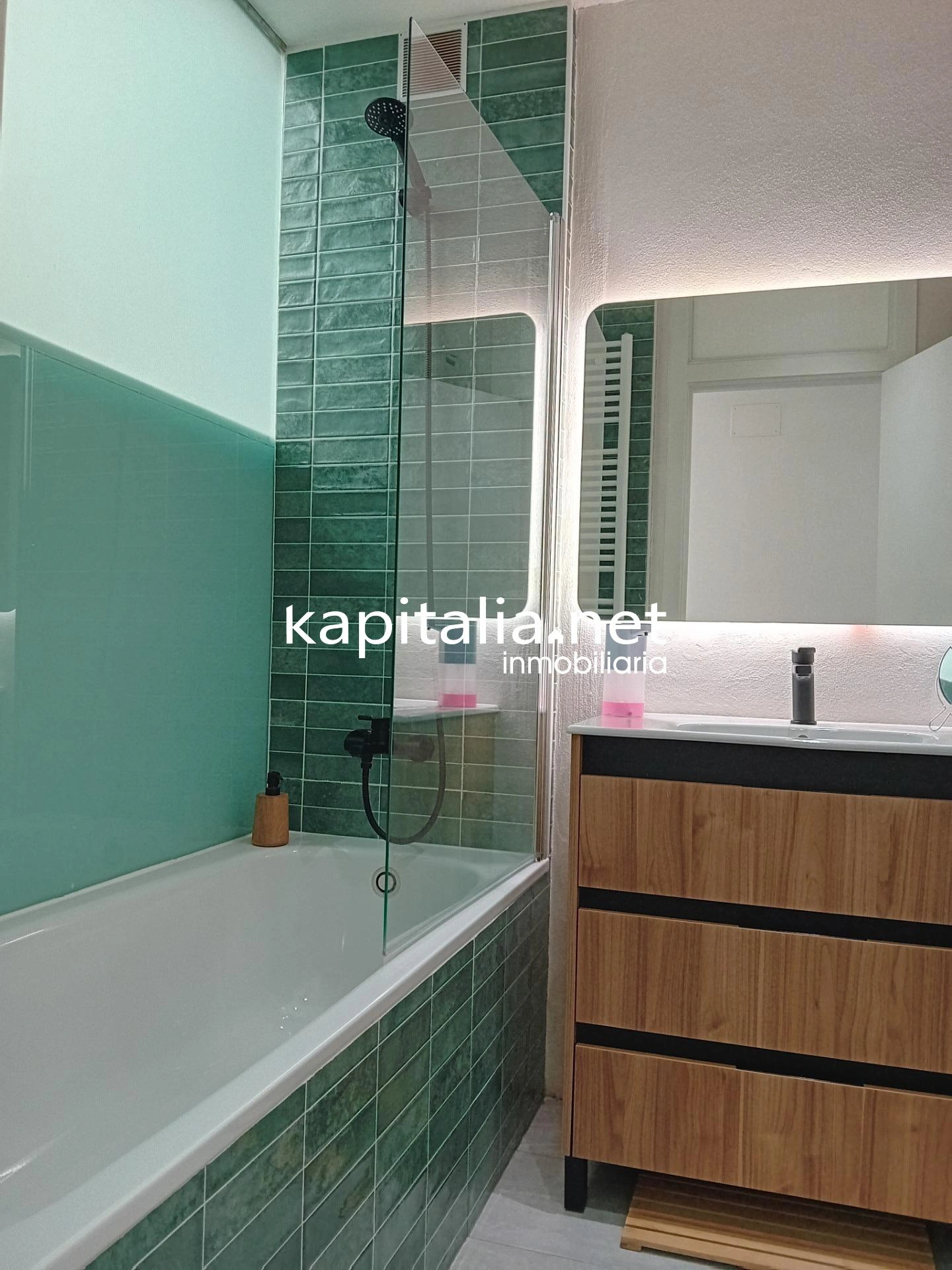 10396 - Chalet a la venta en Alfafara