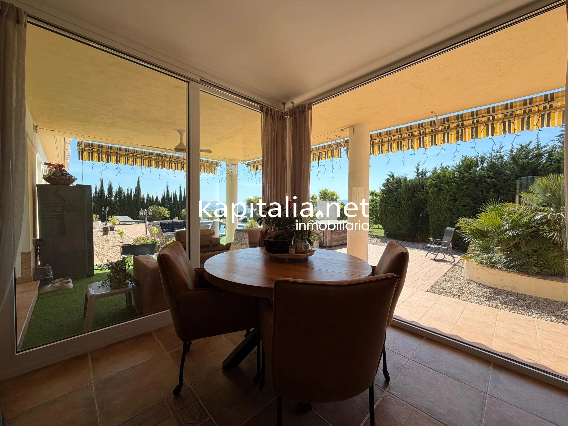 10411 - ESPECTACULAR CHALET CON JACUZZI EN OLLERIA. EN EXCLUSIVA EN KAPITALIA!!!
