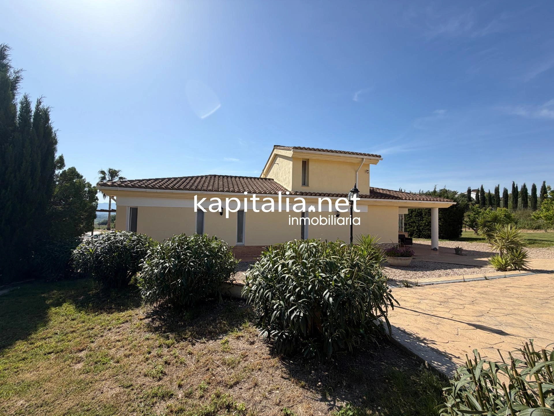 10411 - ESPECTACULAR CHALET CON JACUZZI EN OLLERIA. EN EXCLUSIVA EN KAPITALIA!!!
