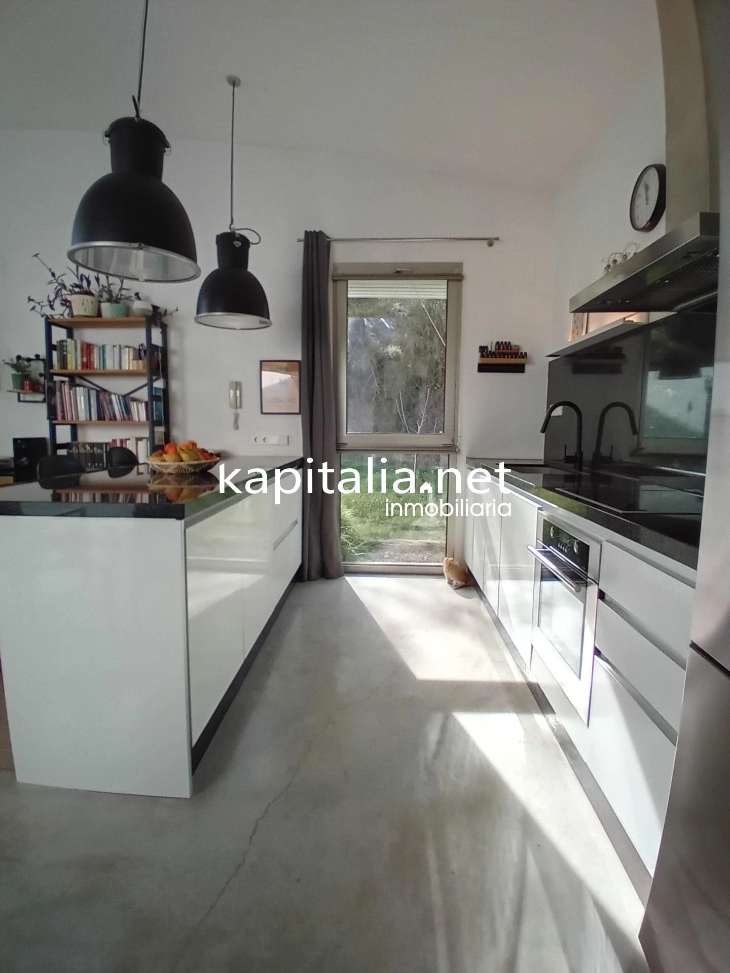 10396 - Chalet a la venta en Alfafara