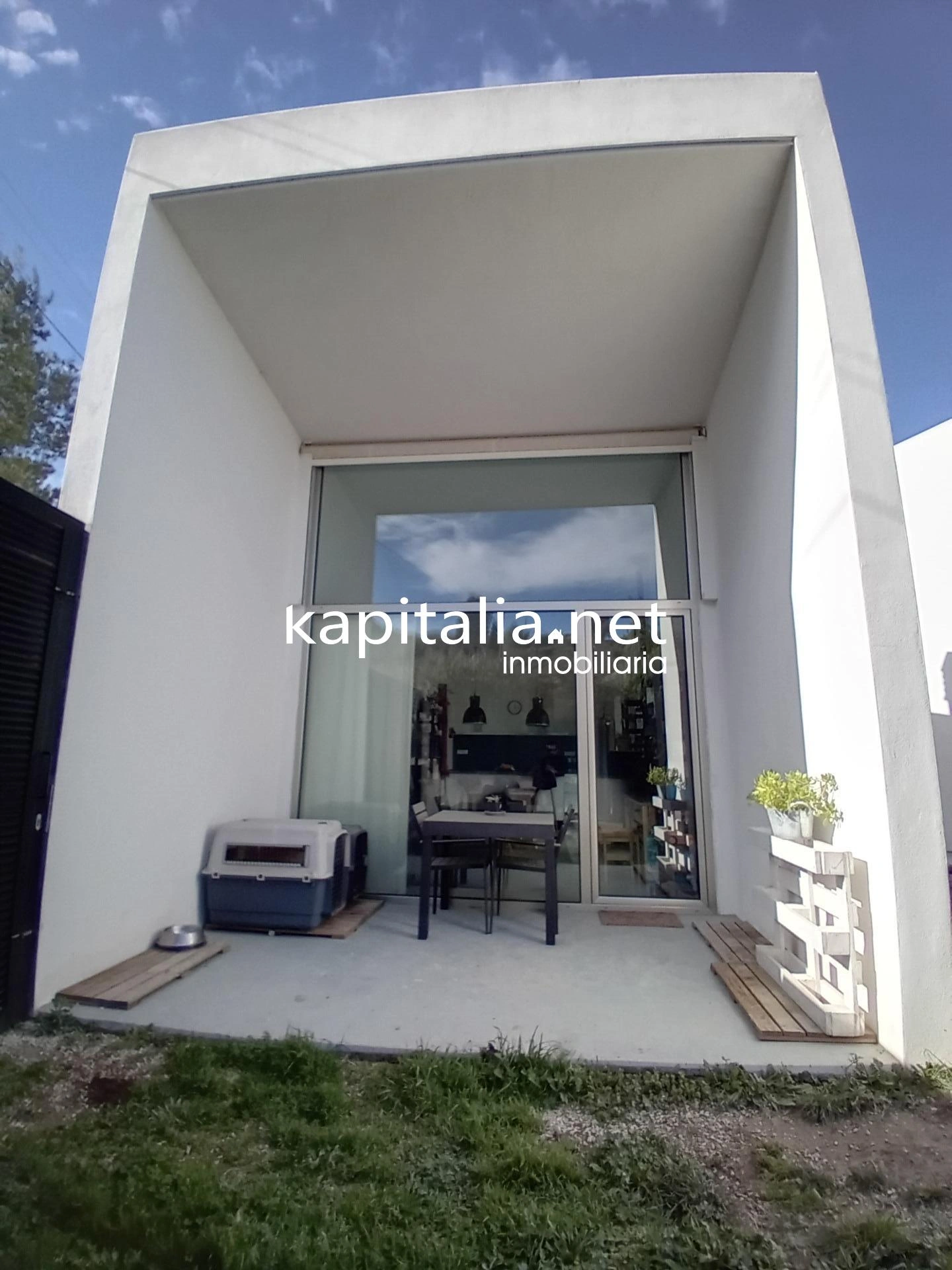 10396 - Chalet a la venta en Alfafara
