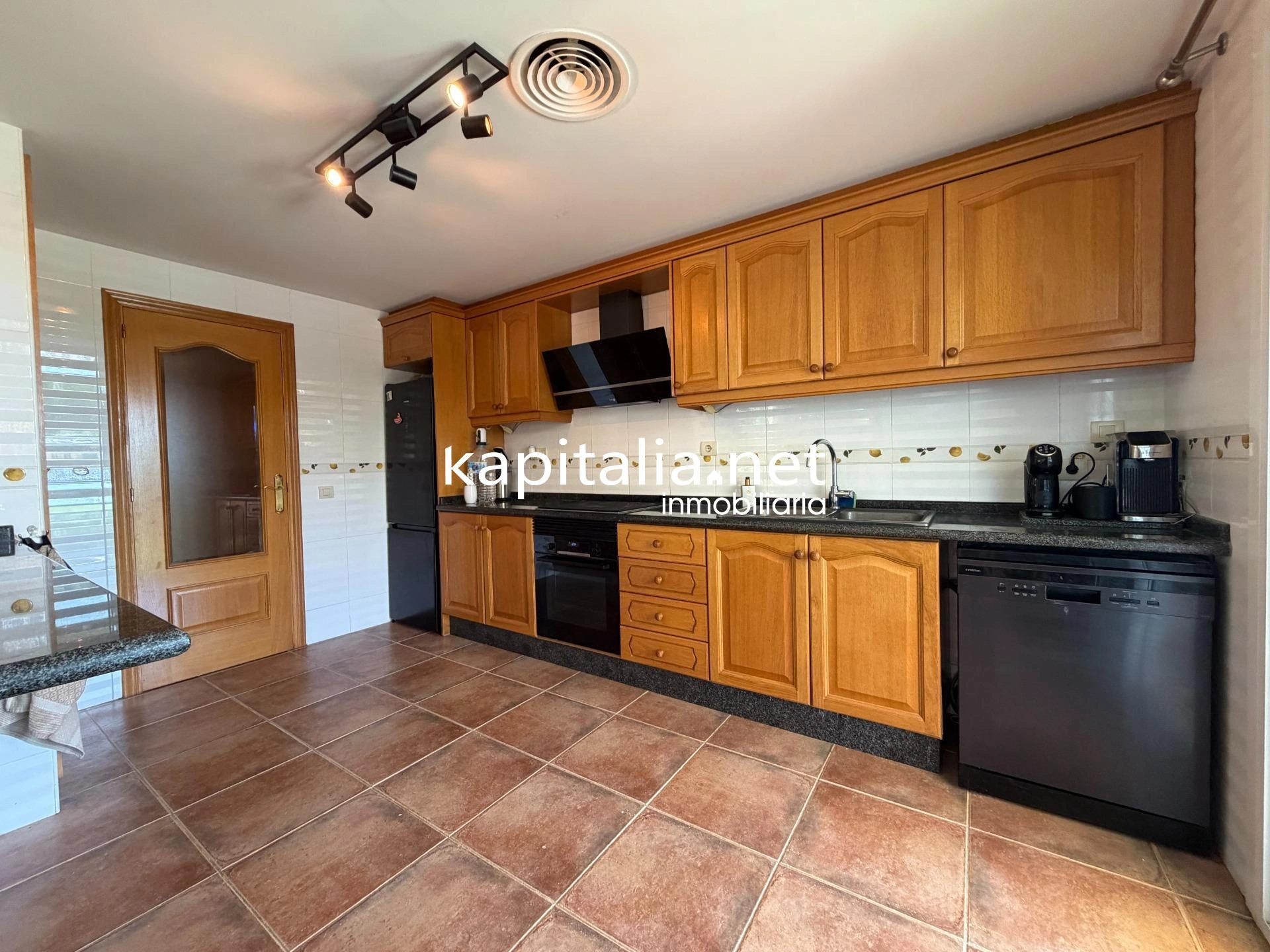 10411 - ESPECTACULAR CHALET CON JACUZZI EN OLLERIA. EN EXCLUSIVA EN KAPITALIA!!!