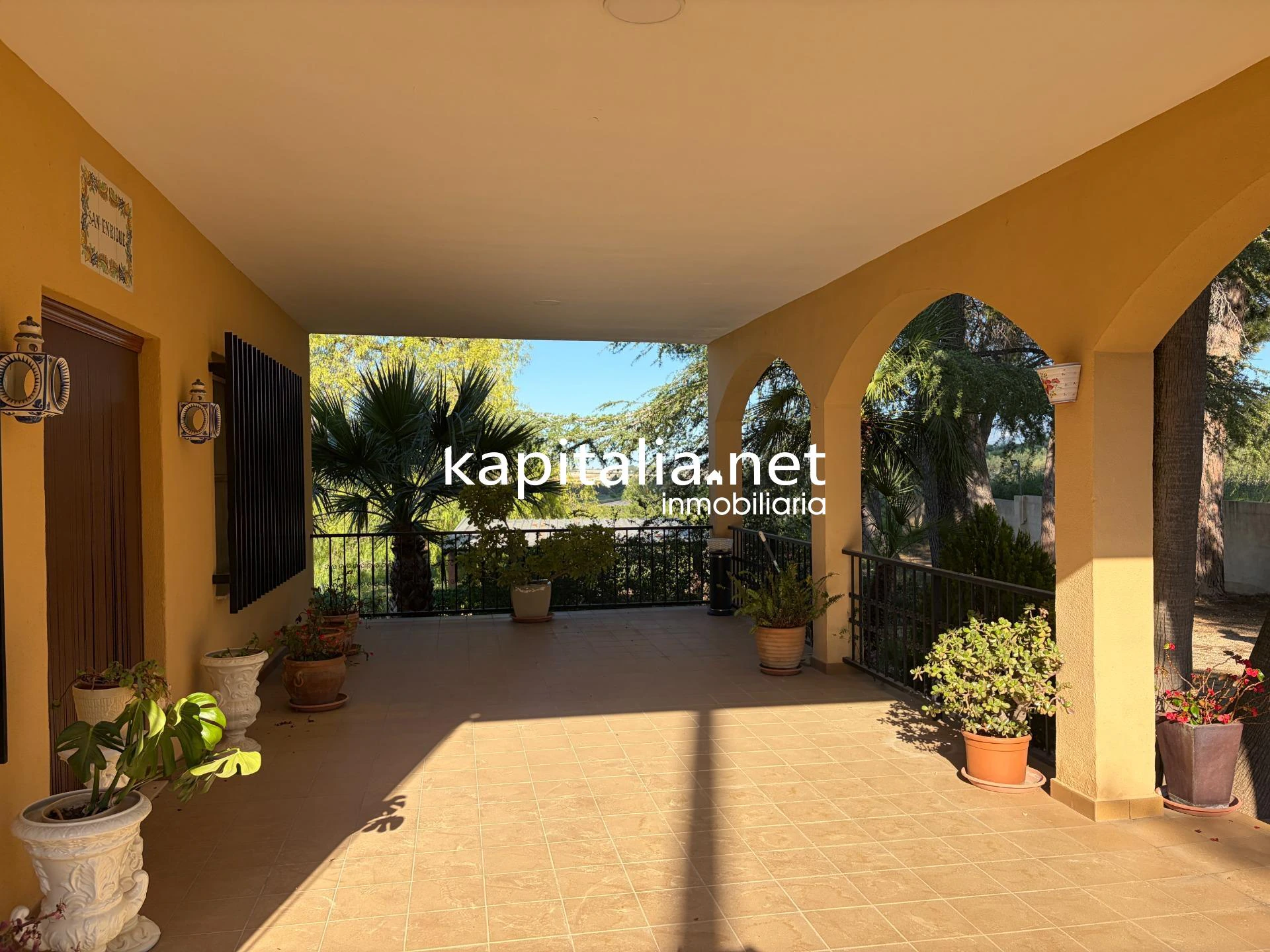 10408 - CHALET CON MAGNÍFICAS VISTAS EN EXCLUSIVA EN KAPITALIA!!