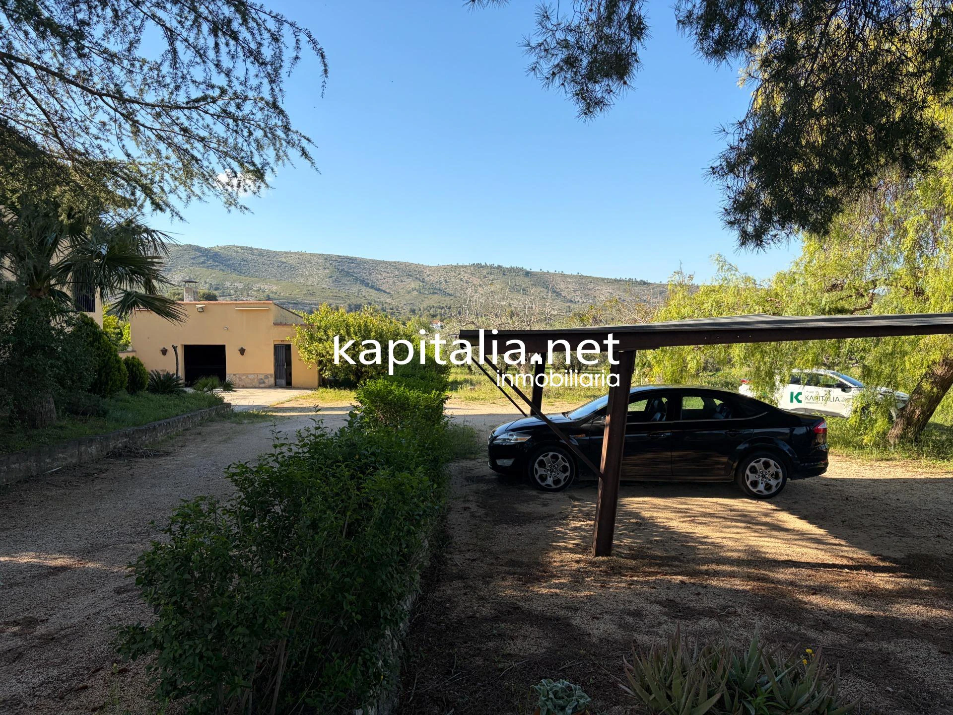 10408 - CHALET CON MAGNÍFICAS VISTAS EN EXCLUSIVA EN KAPITALIA!!